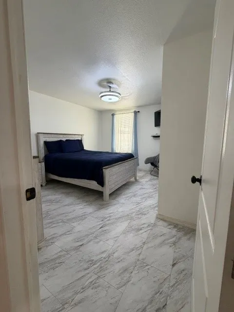 Single Family Residence For Sale in Tarrant County , 2211 Irion Avenue, Fort Worth, Texas 76106, 3 Bedroom, 1 Bathroom, Garage spaces, 1,177 Sqft, built in 1940, mls#21316853, Real Estate Agent in Fort Worth, Homes For Sale in Tarrant county, Homes For Sale in Fort Worth, Realtor in Fort Worth Texas, Real Estate Brokerage Independent Realty Texas, Luminita Cordes Realtor