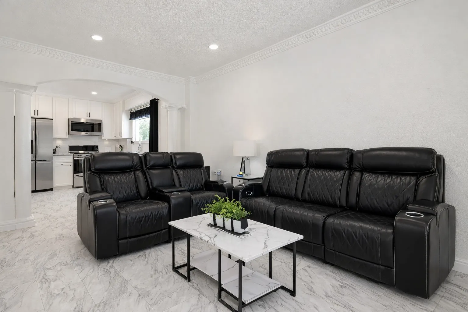 Single Family Residence For Sale in Tarrant County , 2211 Irion Avenue, Fort Worth, Texas 76106, 3 Bedroom, 1 Bathroom, Garage spaces, 1,177 Sqft, built in 1940, mls#21316853, Real Estate Agent in Fort Worth, Homes For Sale in Tarrant county, Homes For Sale in Fort Worth, Realtor in Fort Worth Texas, Real Estate Brokerage Independent Realty Texas, Luminita Cordes Realtor