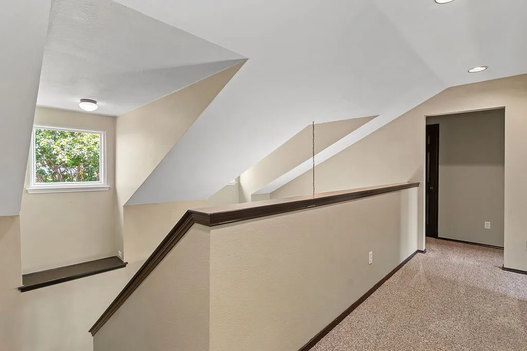 Single Family Residence For Sale in Johnson County , 800 Joshua Drive, Burleson, Texas 76028, 4 Bedroom, 3 Bathroom, 2 Garage spaces, 2,214 Sqft, built in 2002, mls#21317829, Real Estate Agent in Burleson, Homes For Sale in Johnson county, Homes For Sale in Burleson, Realtor in Burleson Texas, Real Estate Brokerage Independent Realty Texas, Luminita Cordes Realtor