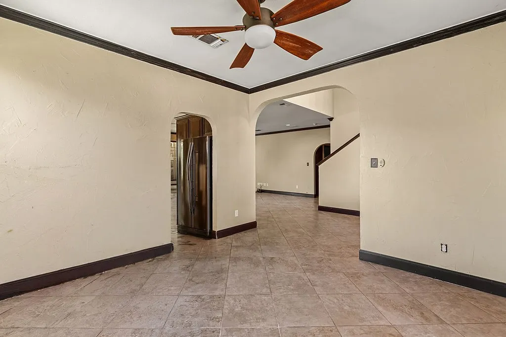 Single Family Residence For Sale in Johnson County , 800 Joshua Drive, Burleson, Texas 76028, 4 Bedroom, 3 Bathroom, 2 Garage spaces, 2,214 Sqft, built in 2002, mls#21317829, Real Estate Agent in Burleson, Homes For Sale in Johnson county, Homes For Sale in Burleson, Realtor in Burleson Texas, Real Estate Brokerage Independent Realty Texas, Luminita Cordes Realtor