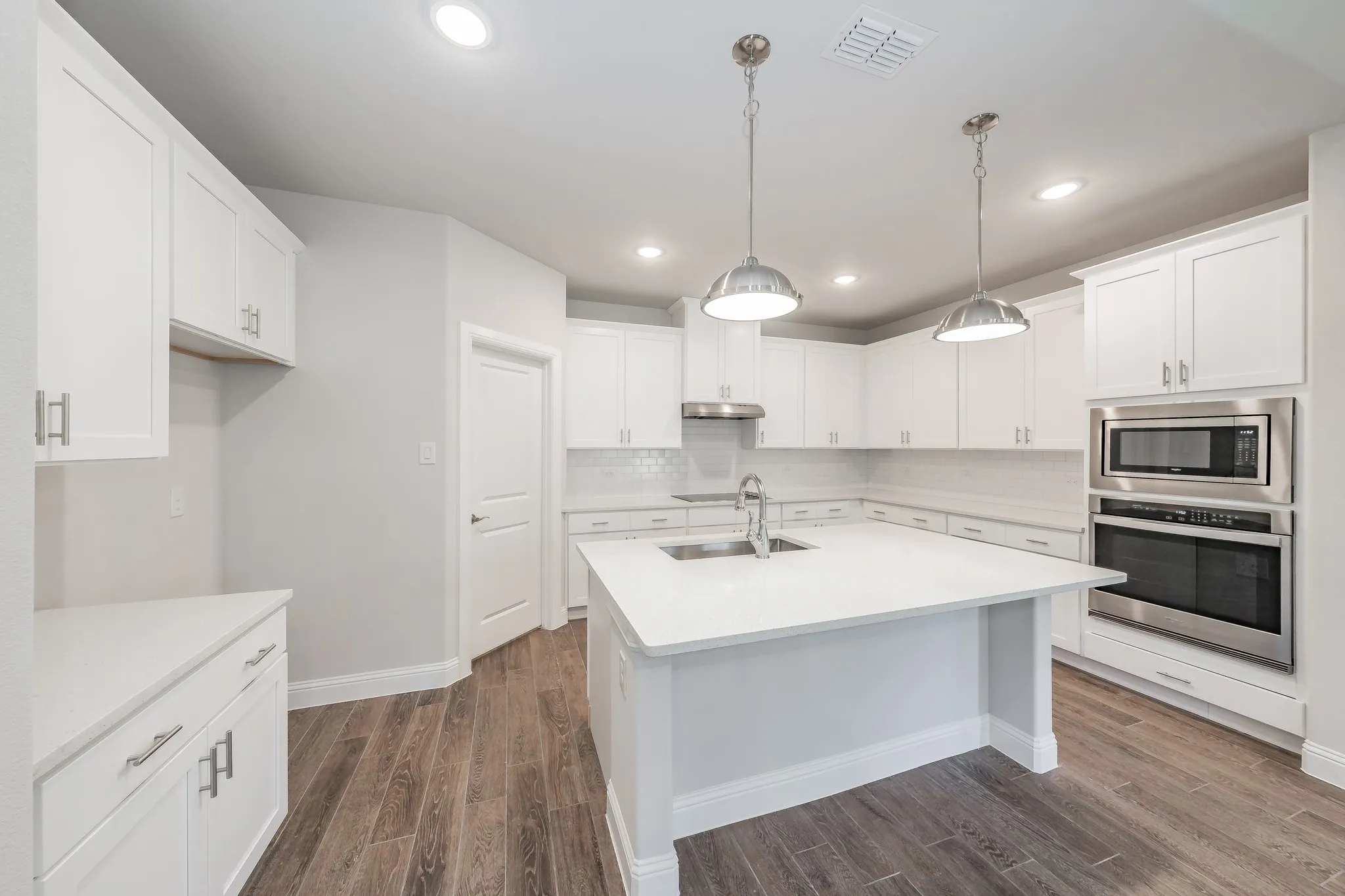 Single Family Residence For Sale in Parker County , 241 Gardenia Drive, Azle, Texas 76020, 4 Bedroom, 3 Bathroom, 2 Garage spaces, 2,485 Sqft, built in 2023, Price $429,900, mls#21316031, Real Estate Agent in Azle, Homes For Sale in Parker county, Homes For Sale in Azle, Realtor in Azle Texas, Real Estate Brokerage Independent Realty Texas, Luminita Cordes Realtor
