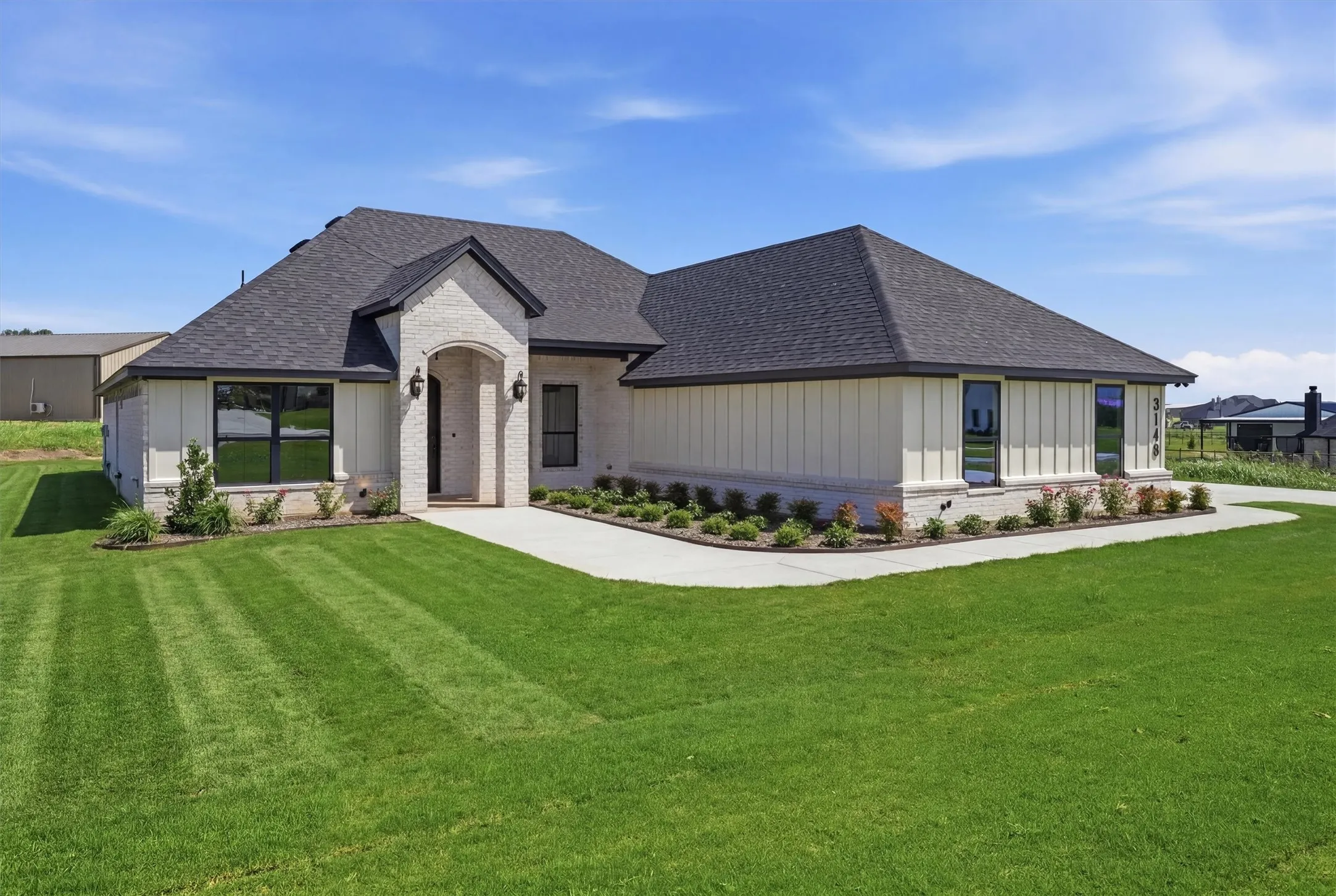 Single Family Residence For Sale in Parker County , 3148 Infinity Drive, Weatherford, Texas 76087, 4 Bedroom, 3 Bathroom, 3 Garage spaces, 2,478 Sqft, built in 2026, mls#21315137, Real Estate Agent in Weatherford, Homes For Sale in Parker county, Homes For Sale in Weatherford, Realtor in Weatherford Texas, Real Estate Brokerage Independent Realty Texas, Luminita Cordes Realtor