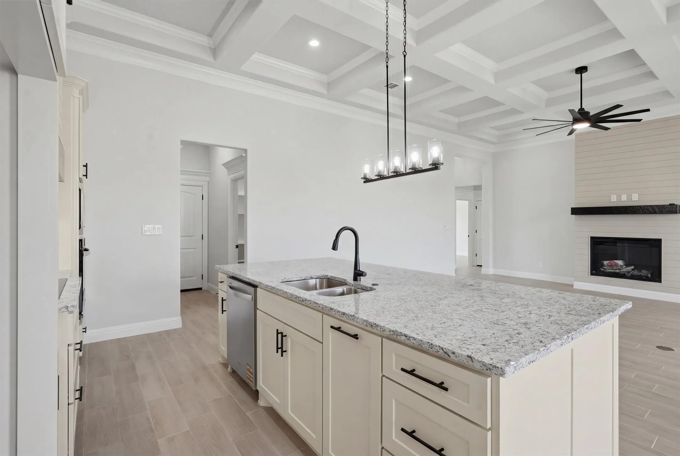 Single Family Residence For Sale in Parker County , 3148 Infinity Drive, Weatherford, Texas 76087, 4 Bedroom, 3 Bathroom, 3 Garage spaces, 2,478 Sqft, built in 2026, mls#21315137, Real Estate Agent in Weatherford, Homes For Sale in Parker county, Homes For Sale in Weatherford, Realtor in Weatherford Texas, Real Estate Brokerage Independent Realty Texas, Luminita Cordes Realtor