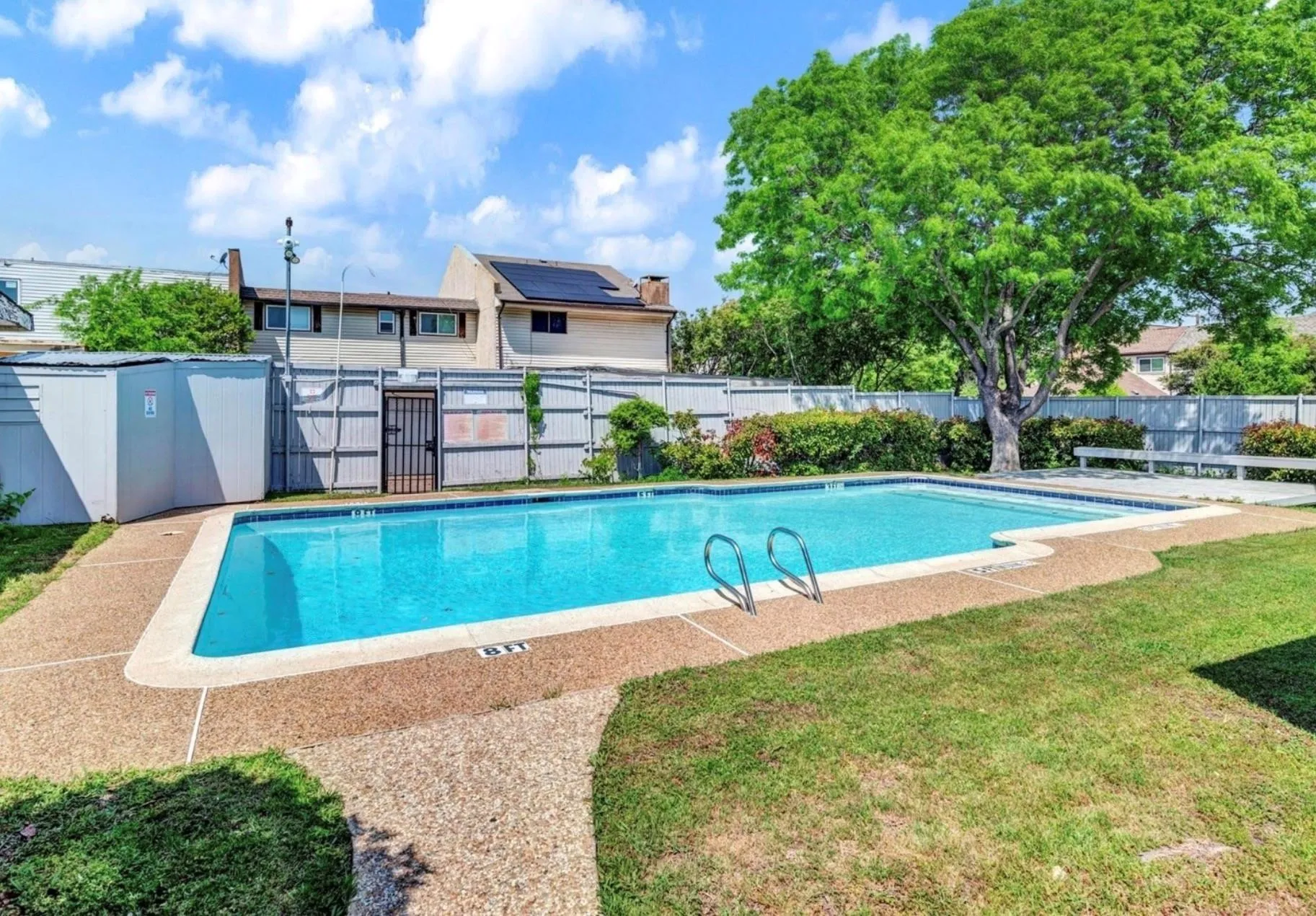 Community pool