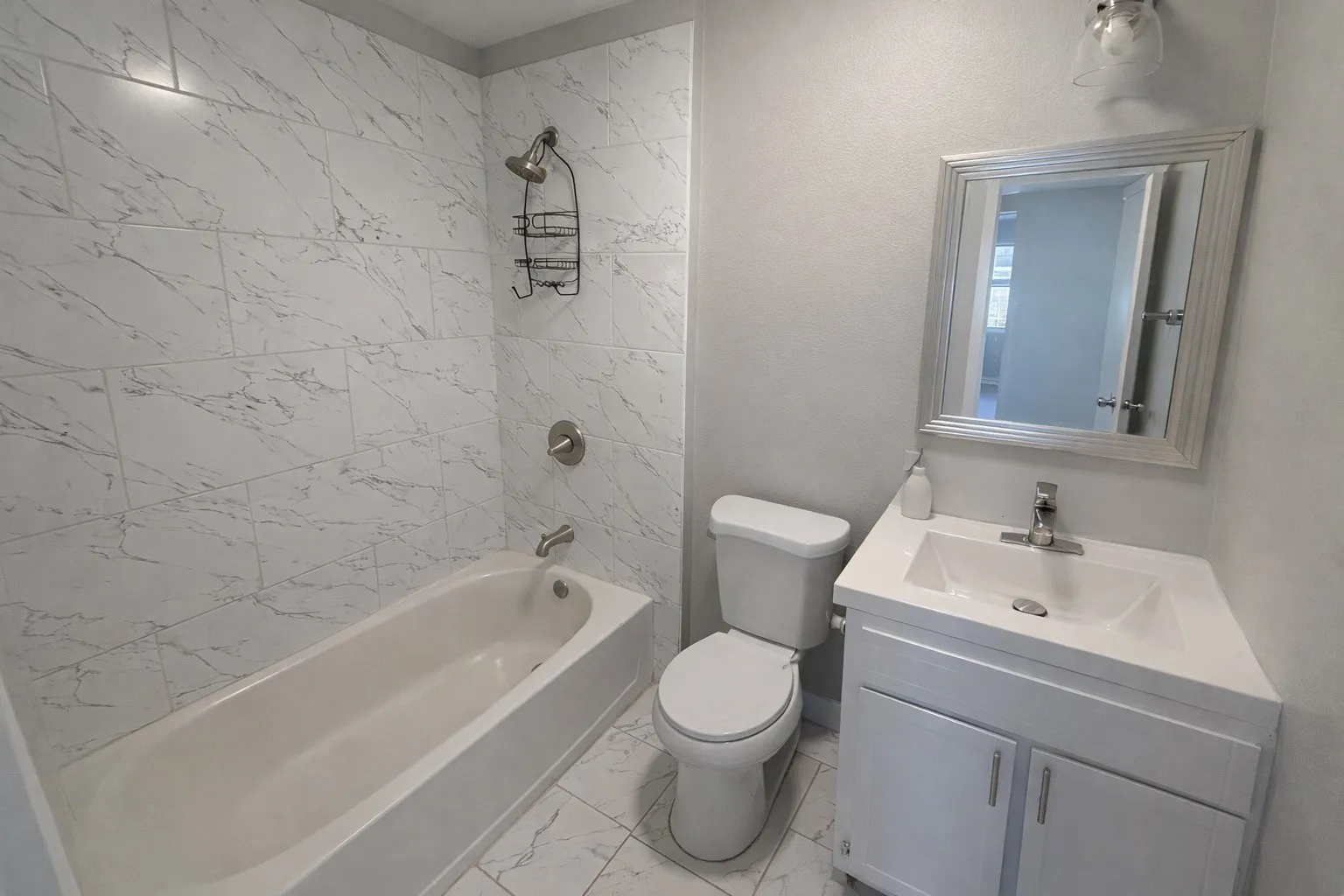 Single Family Residence For Rent in Grayson County , 430 E Parnell Street, Denison, Texas 75021, 3 Bedroom, 1 Bathroom, Garage spaces, 996 Sqft, built in 1940, mls#21317866, Real Estate Agent in Denison, Homes For Rent in Grayson county, Homes For Rent in Denison, Realtor in Denison Texas, Real Estate Brokerage Independent Realty Texas, Luminita Cordes Realtor