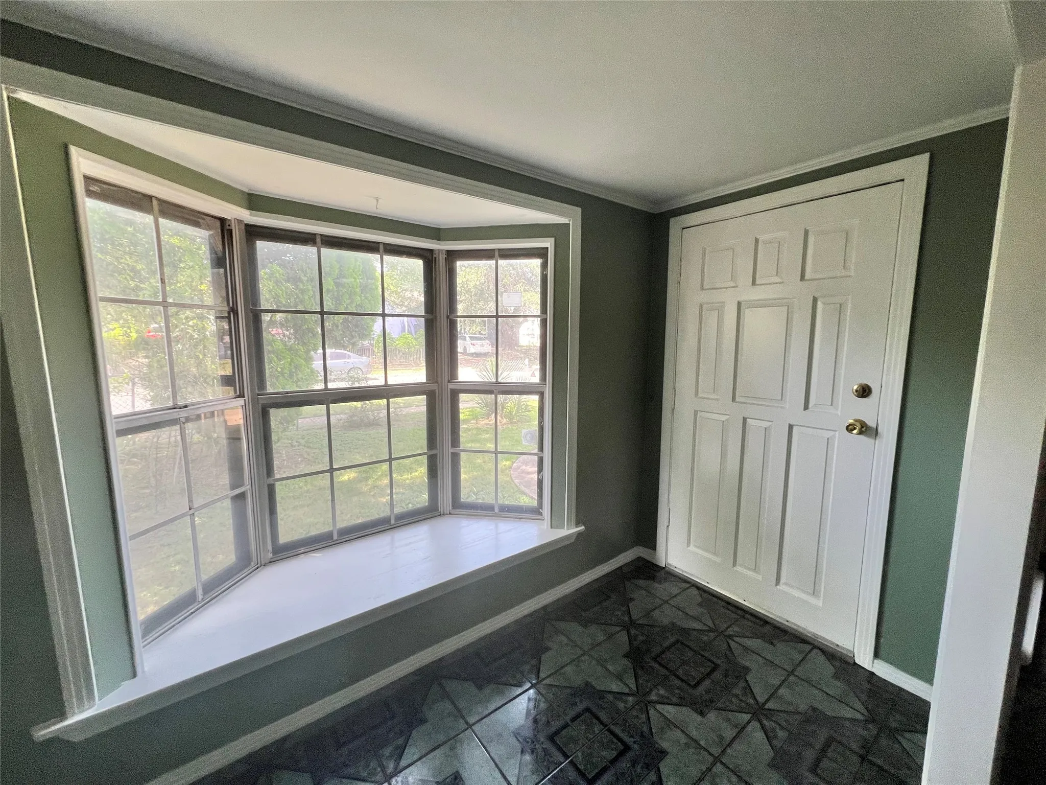 Single Family Residence For Sale in Dallas County , 6714 Day Street, Dallas, Texas 75227, 3 Bedroom, 2 Bathroom, Garage spaces, 1,243 Sqft, built in 1948, mls#21316800, Real Estate Agent in Dallas, Homes For Sale in Dallas county, Homes For Sale in Dallas, Realtor in Dallas Texas, Real Estate Brokerage Independent Realty Texas, Luminita Cordes Realtor