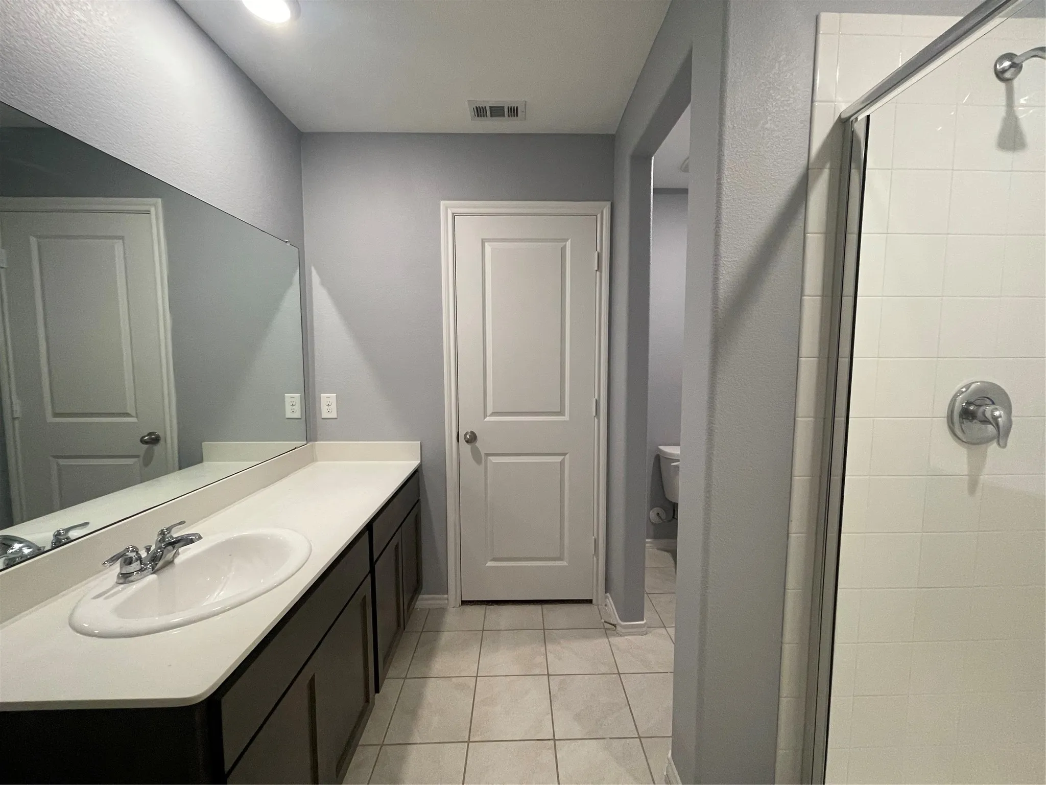 Single Family Residence For Sale in Denton County , 825 Alton Drive, Aubrey, Texas 76227, 3 Bedroom, 2 Bathroom, 2 Garage spaces, 1,258 Sqft, built in 2019, mls#21314677, Real Estate Agent in Aubrey, Homes For Sale in Denton county, Homes For Sale in Aubrey, Realtor in Aubrey Texas, Real Estate Brokerage Independent Realty Texas, Luminita Cordes Realtor