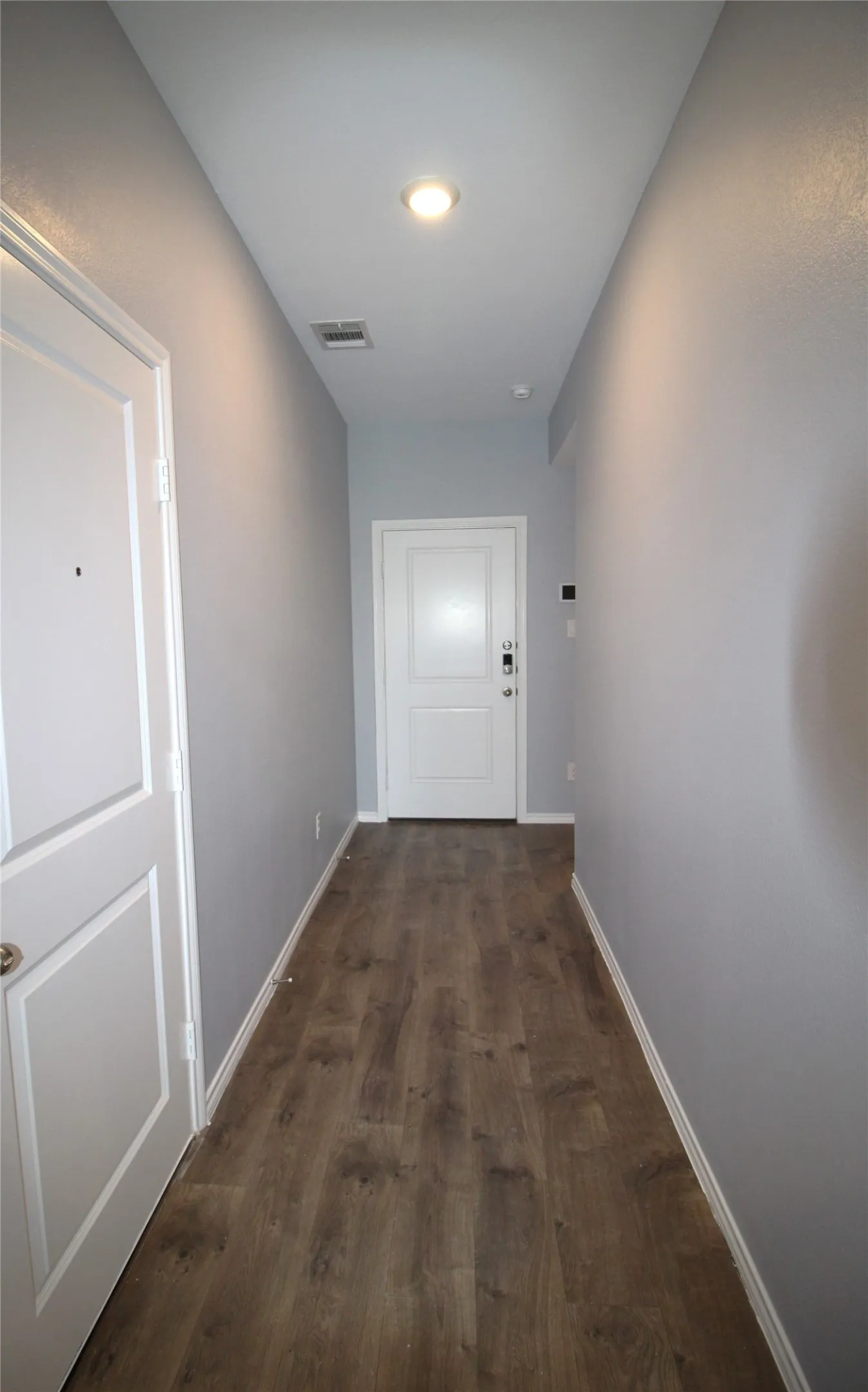 Single Family Residence For Sale in Denton County , 825 Alton Drive, Aubrey, Texas 76227, 3 Bedroom, 2 Bathroom, 2 Garage spaces, 1,258 Sqft, built in 2019, mls#21314677, Real Estate Agent in Aubrey, Homes For Sale in Denton county, Homes For Sale in Aubrey, Realtor in Aubrey Texas, Real Estate Brokerage Independent Realty Texas, Luminita Cordes Realtor
