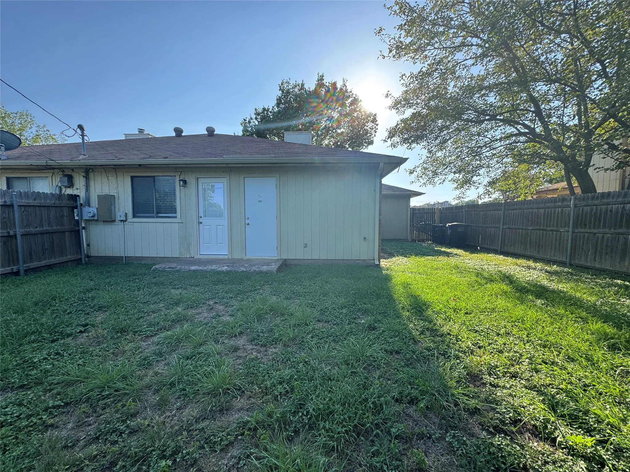 Duplex For Rent in Tarrant County , 4512 Trysail Drive, Fort Worth, Texas 76135, 2 Bedroom, 2 Bathroom, Garage spaces, 1,080 Sqft, built in 1986, mls#21317873, Real Estate Agent in Fort Worth, Homes For Rent in Tarrant county, Homes For Rent in Fort Worth, Realtor in Fort Worth Texas, Real Estate Brokerage Independent Realty Texas, Luminita Cordes Realtor