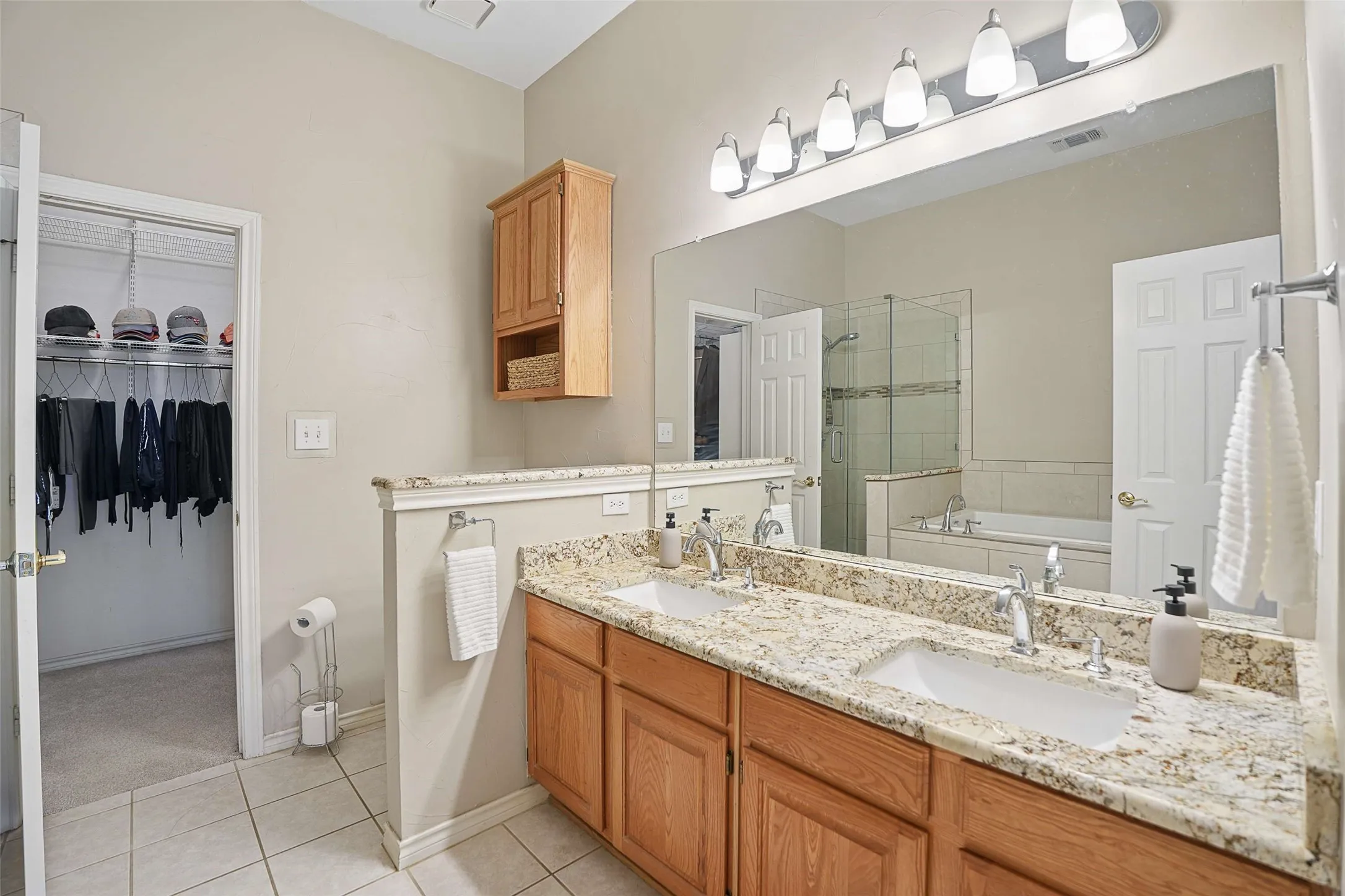 Single Family Residence For Sale in Collin County , 11917 Galleon Road, Frisco, Texas 75035, 4 Bedroom, 2 Bathroom, 2 Garage spaces, 2,337 Sqft, built in 1995, mls#21317575, Real Estate Agent in Frisco, Homes For Sale in Collin county, Homes For Sale in Frisco, Realtor in Frisco Texas, Real Estate Brokerage Independent Realty Texas, Luminita Cordes Realtor