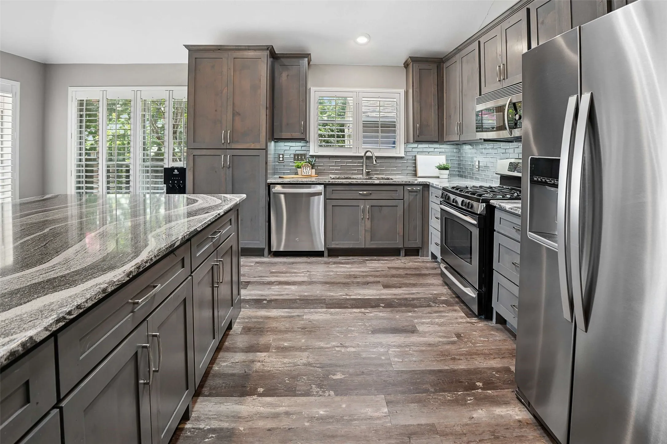 Single Family Residence For Sale in Collin County , 11917 Galleon Road, Frisco, Texas 75035, 4 Bedroom, 2 Bathroom, 2 Garage spaces, 2,337 Sqft, built in 1995, mls#21317575, Real Estate Agent in Frisco, Homes For Sale in Collin county, Homes For Sale in Frisco, Realtor in Frisco Texas, Real Estate Brokerage Independent Realty Texas, Luminita Cordes Realtor