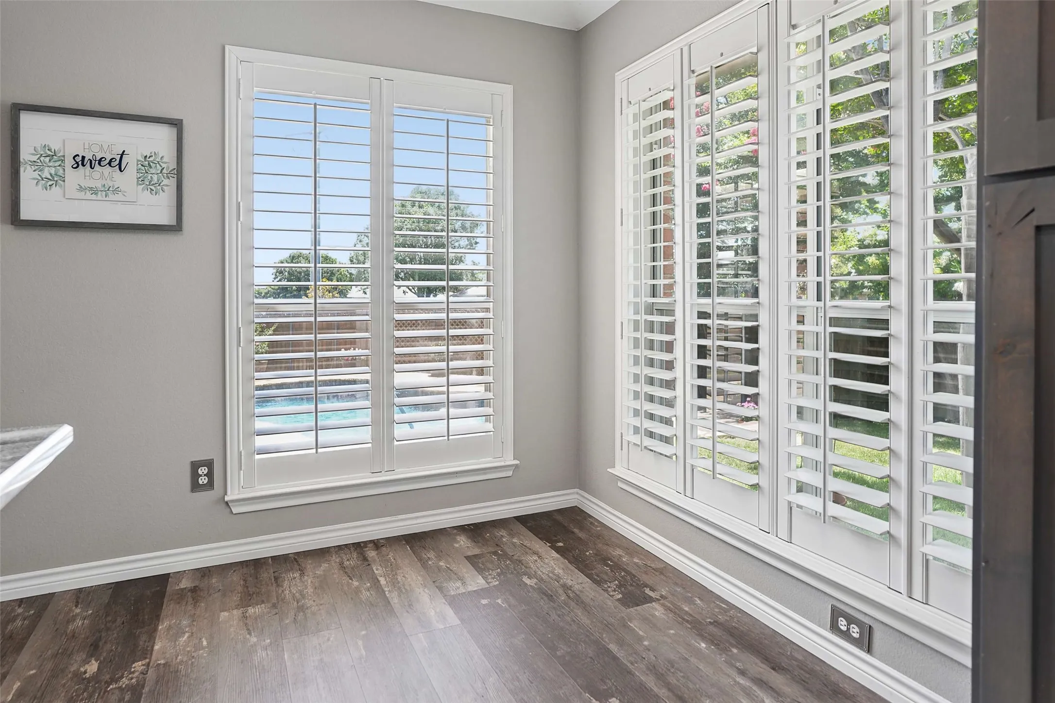 Single Family Residence For Sale in Collin County , 11917 Galleon Road, Frisco, Texas 75035, 4 Bedroom, 2 Bathroom, 2 Garage spaces, 2,337 Sqft, built in 1995, mls#21317575, Real Estate Agent in Frisco, Homes For Sale in Collin county, Homes For Sale in Frisco, Realtor in Frisco Texas, Real Estate Brokerage Independent Realty Texas, Luminita Cordes Realtor