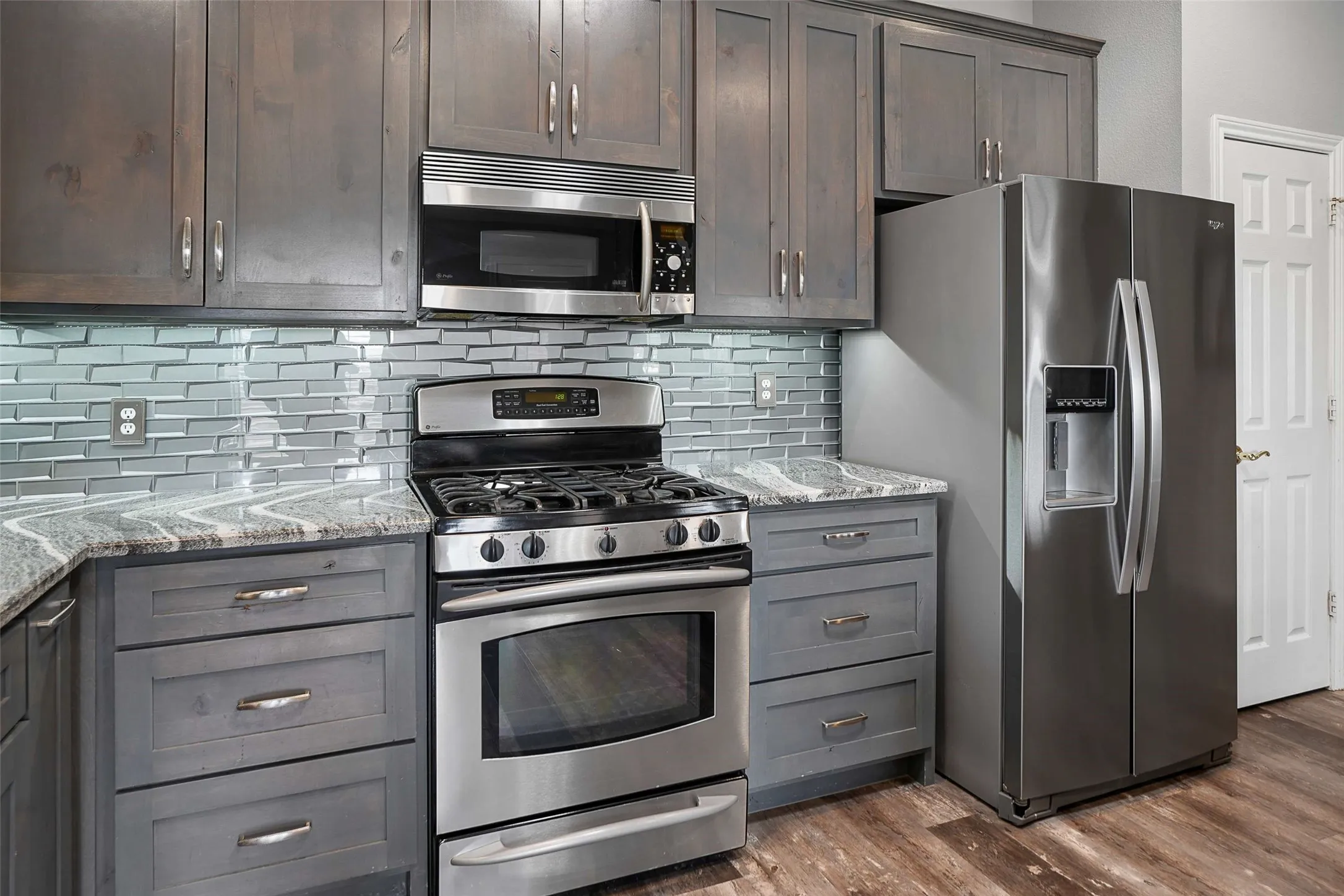 Single Family Residence For Sale in Collin County , 11917 Galleon Road, Frisco, Texas 75035, 4 Bedroom, 2 Bathroom, 2 Garage spaces, 2,337 Sqft, built in 1995, mls#21317575, Real Estate Agent in Frisco, Homes For Sale in Collin county, Homes For Sale in Frisco, Realtor in Frisco Texas, Real Estate Brokerage Independent Realty Texas, Luminita Cordes Realtor