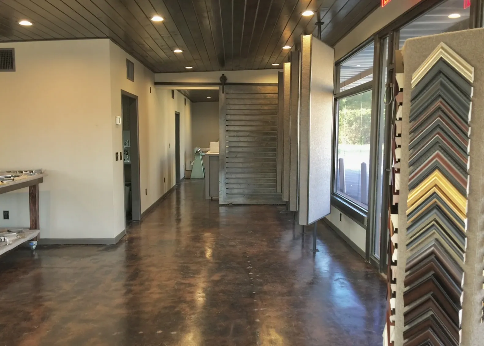 Business For Sale in Harrison County , 1210 E Grande Ave, Marshall, Texas 75672, 0, 0, Garage spaces, 0 Sqft, built in 1971, mls#21317888, Real Estate Agent in Marshall, Homes For Sale in Harrison county, Homes For Sale in Marshall, Realtor in Marshall Texas, Real Estate Brokerage Independent Realty Texas, Luminita Cordes Realtor