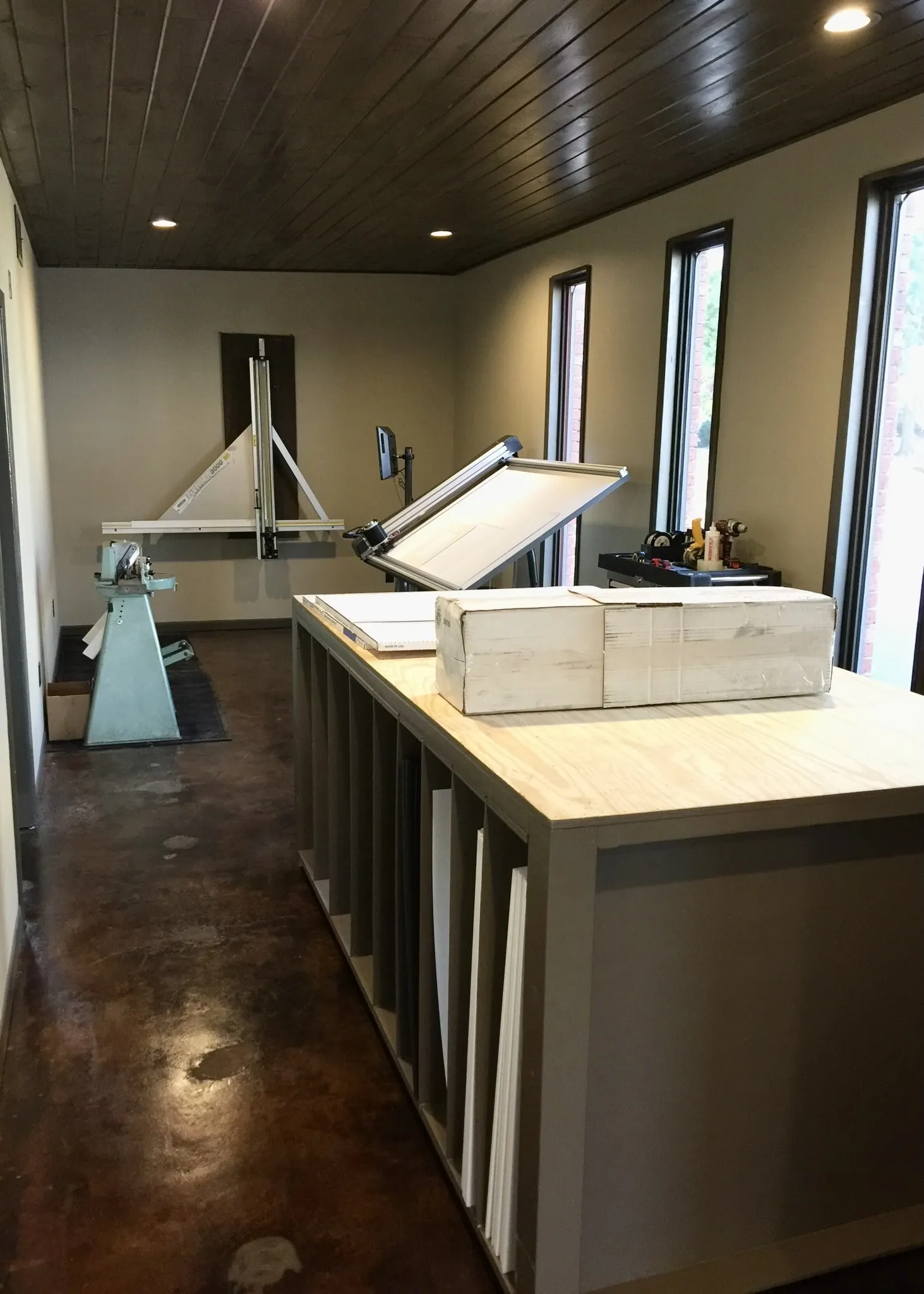 Business For Sale in Harrison County , 1210 E Grande Ave, Marshall, Texas 75672, 0, 0, Garage spaces, 0 Sqft, built in 1971, mls#21317888, Real Estate Agent in Marshall, Homes For Sale in Harrison county, Homes For Sale in Marshall, Realtor in Marshall Texas, Real Estate Brokerage Independent Realty Texas, Luminita Cordes Realtor