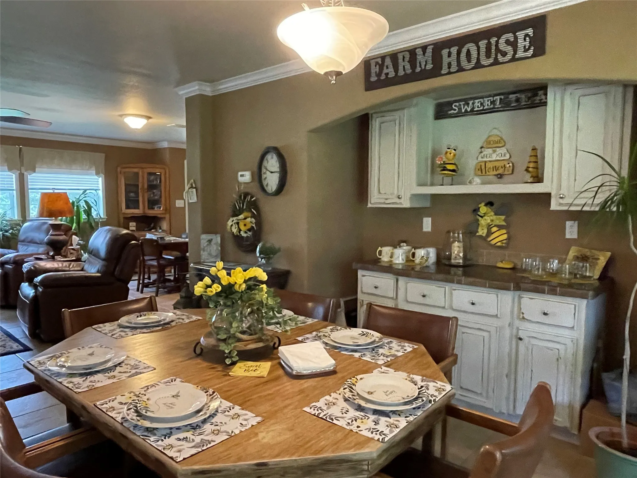 Mobile Home For Sale in Freestone County , 1666 US Highway 84, Oakwood, Texas 75855, 4 Bedroom, 2 Bathroom, Garage spaces, 2,560 Sqft, built in 2009, mls#21313249, Real Estate Agent in Oakwood, Homes For Sale in Freestone county, Homes For Sale in Oakwood, Realtor in Oakwood Texas, Real Estate Brokerage Independent Realty Texas, Luminita Cordes Realtor