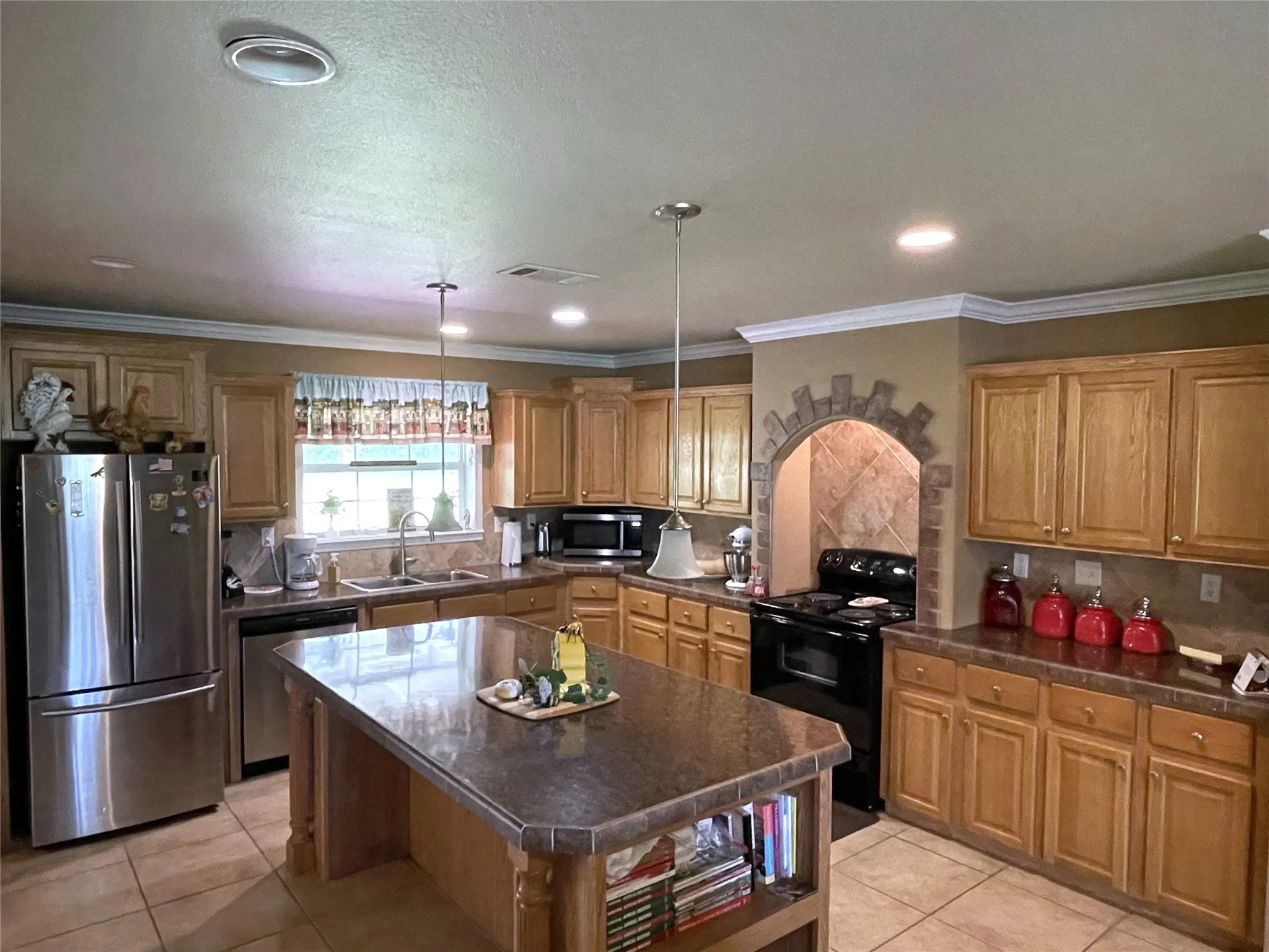Mobile Home For Sale in Freestone County , 1666 US Highway 84, Oakwood, Texas 75855, 4 Bedroom, 2 Bathroom, Garage spaces, 2,560 Sqft, built in 2009, mls#21313249, Real Estate Agent in Oakwood, Homes For Sale in Freestone county, Homes For Sale in Oakwood, Realtor in Oakwood Texas, Real Estate Brokerage Independent Realty Texas, Luminita Cordes Realtor