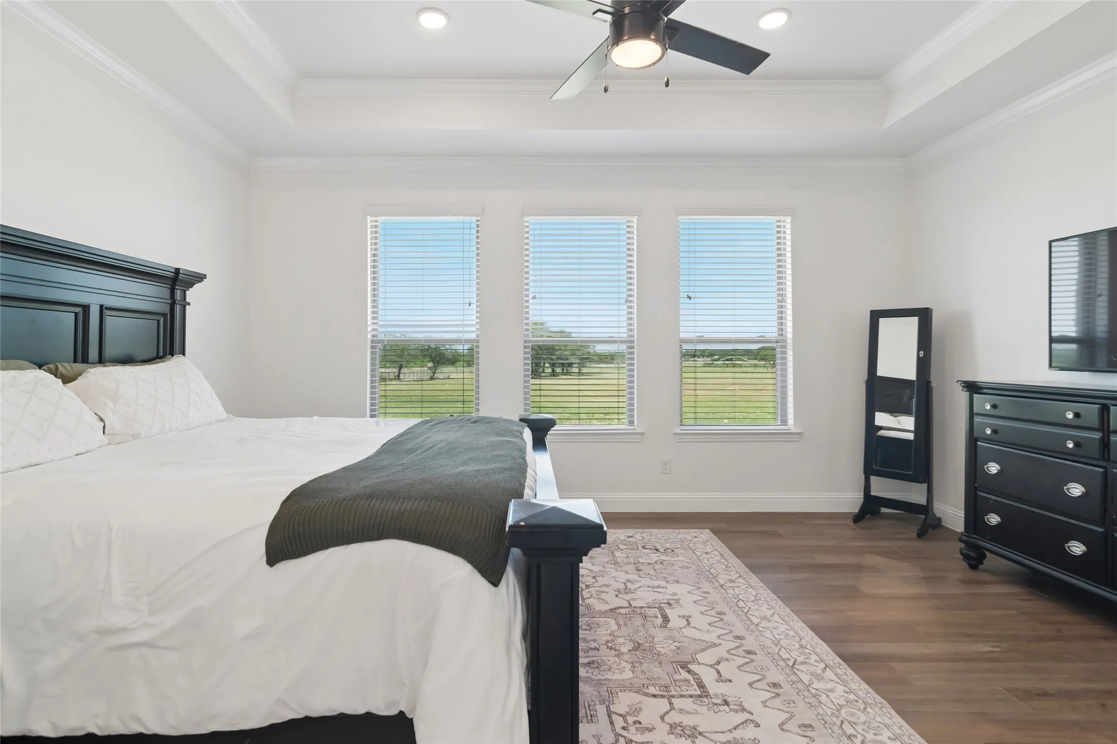 Single Family Residence For Sale in Parker County , 587 Old Agnes Road, Weatherford, Texas 76088, 4 Bedroom, 3 Bathroom, 3 Garage spaces, 2,687 Sqft, built in 2022, mls#21248443, Real Estate Agent in Weatherford, Homes For Sale in Parker county, Homes For Sale in Weatherford, Realtor in Weatherford Texas, Real Estate Brokerage Independent Realty Texas, Luminita Cordes Realtor