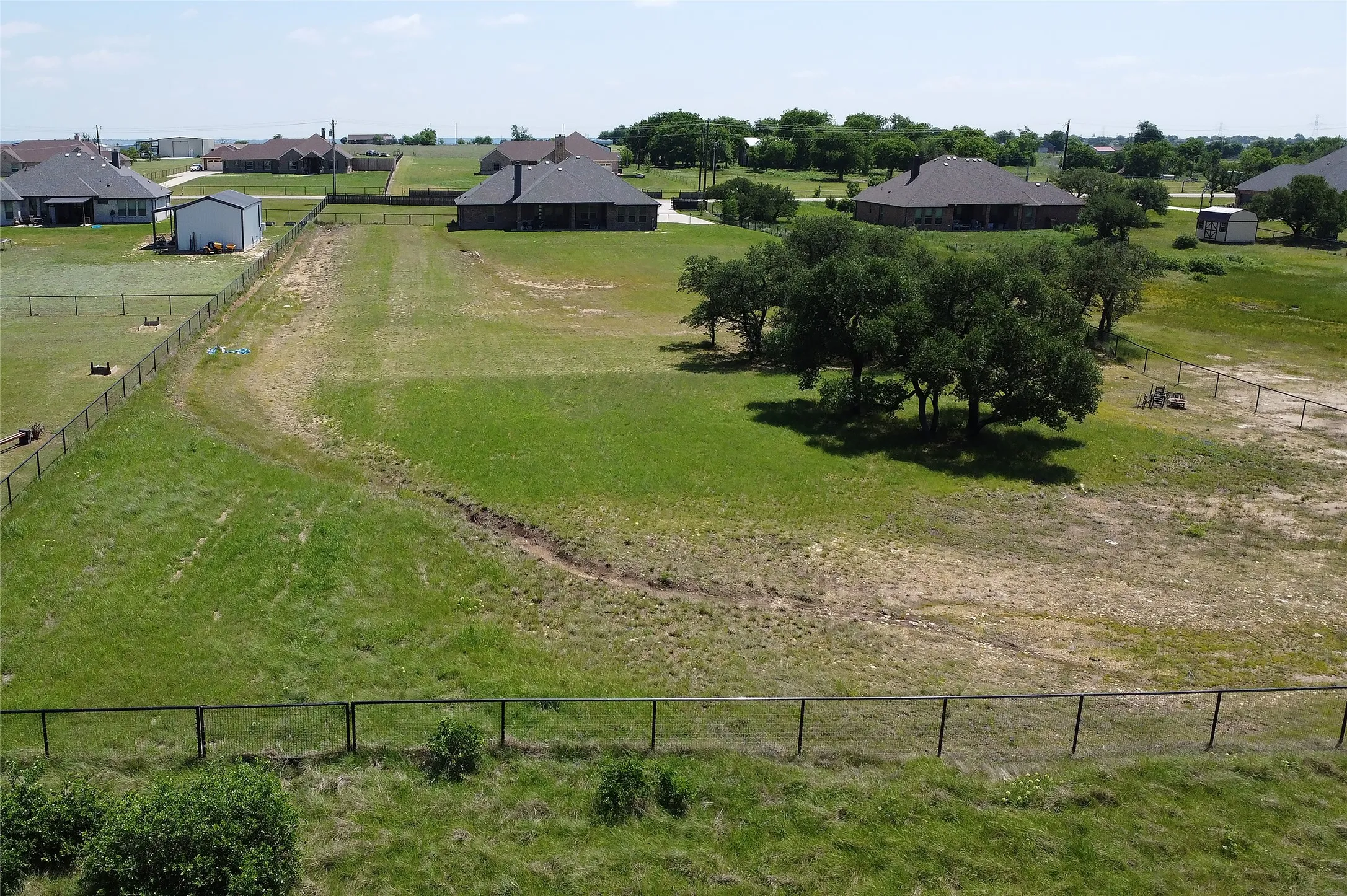 Single Family Residence For Sale in Parker County , 587 Old Agnes Road, Weatherford, Texas 76088, 4 Bedroom, 3 Bathroom, 3 Garage spaces, 2,687 Sqft, built in 2022, mls#21248443, Real Estate Agent in Weatherford, Homes For Sale in Parker county, Homes For Sale in Weatherford, Realtor in Weatherford Texas, Real Estate Brokerage Independent Realty Texas, Luminita Cordes Realtor