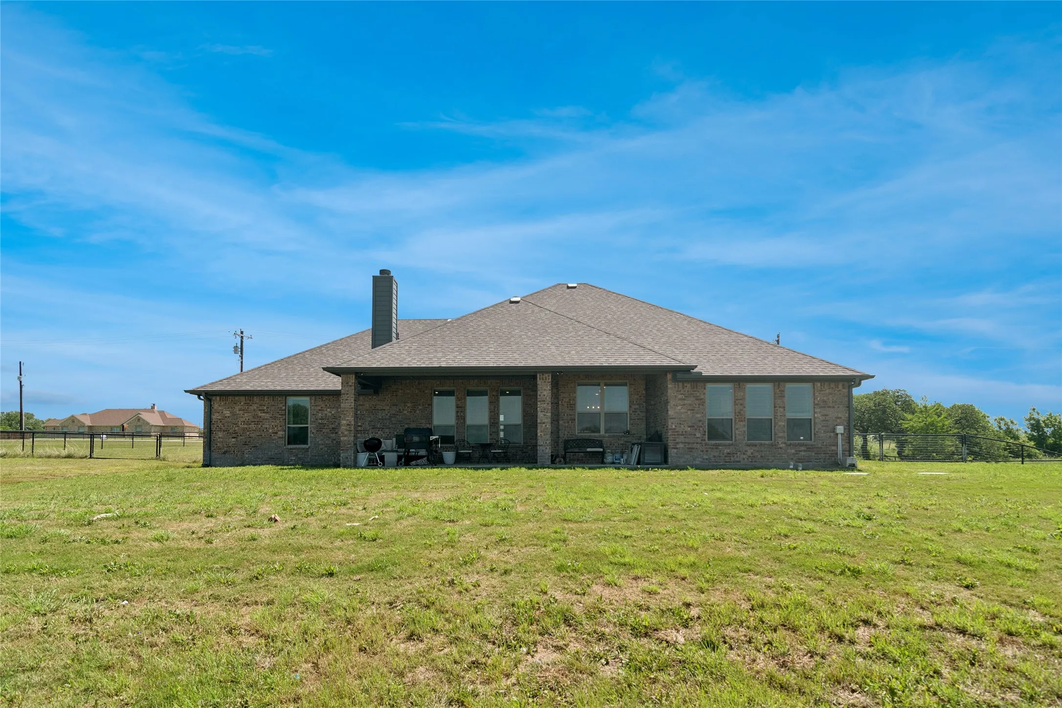 Single Family Residence For Sale in Parker County , 587 Old Agnes Road, Weatherford, Texas 76088, 4 Bedroom, 3 Bathroom, 3 Garage spaces, 2,687 Sqft, built in 2022, mls#21248443, Real Estate Agent in Weatherford, Homes For Sale in Parker county, Homes For Sale in Weatherford, Realtor in Weatherford Texas, Real Estate Brokerage Independent Realty Texas, Luminita Cordes Realtor