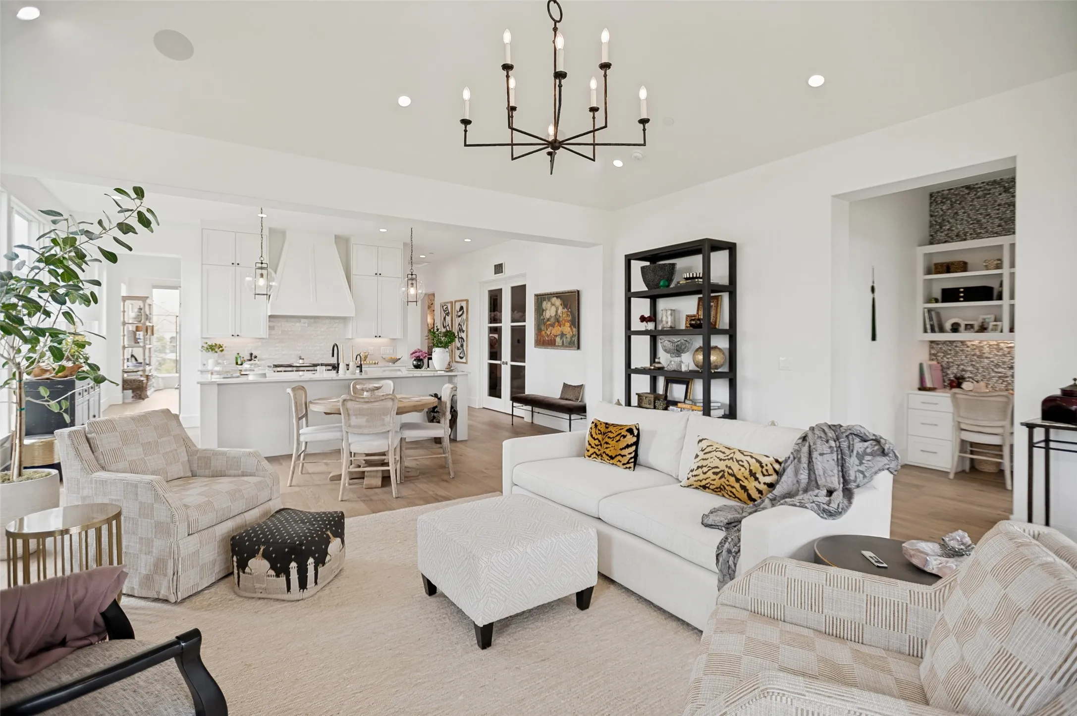 Abundant natural light