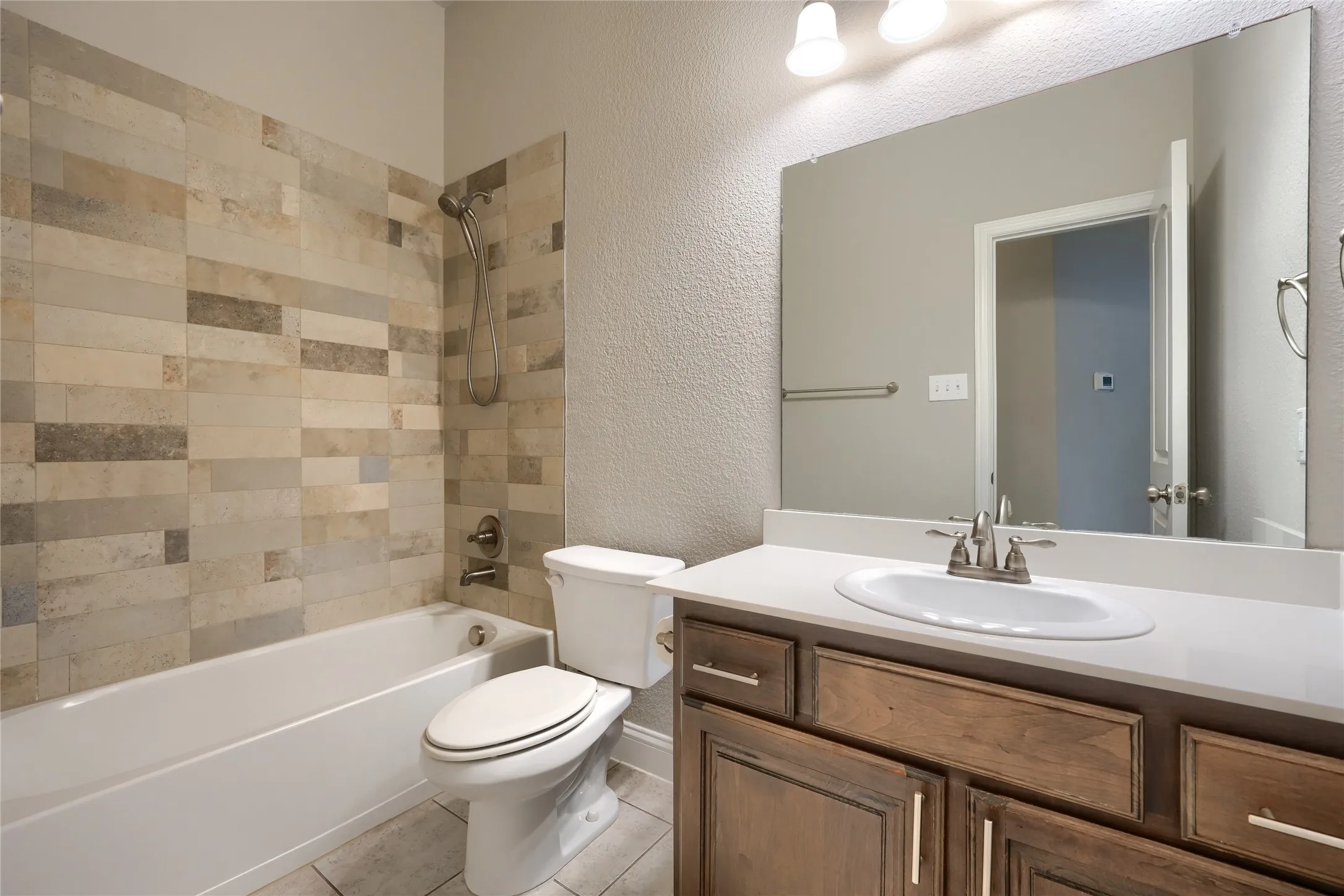 Single Family Residence For Sale in Rockwall County , 1733 Amalfi Drive, Mclendon Chisholm, Texas 75032, 4 Bedroom, 2 Bathroom, 2 Garage spaces, 2,066 Sqft, built in 2018, mls#21317728, Real Estate Agent in Mclendon Chisholm, Homes For Sale in Rockwall county, Homes For Sale in Mclendon Chisholm, Realtor in Mclendon Chisholm Texas, Real Estate Brokerage Independent Realty Texas, Luminita Cordes Realtor