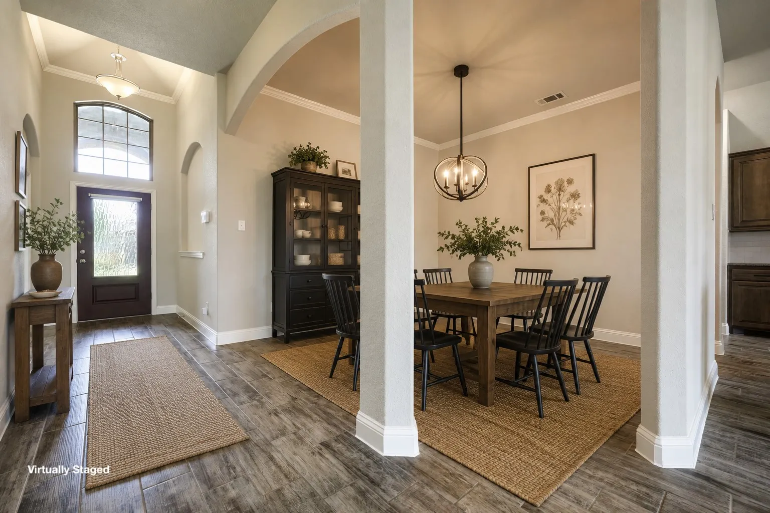Virtually Staged Entry and Dining Room