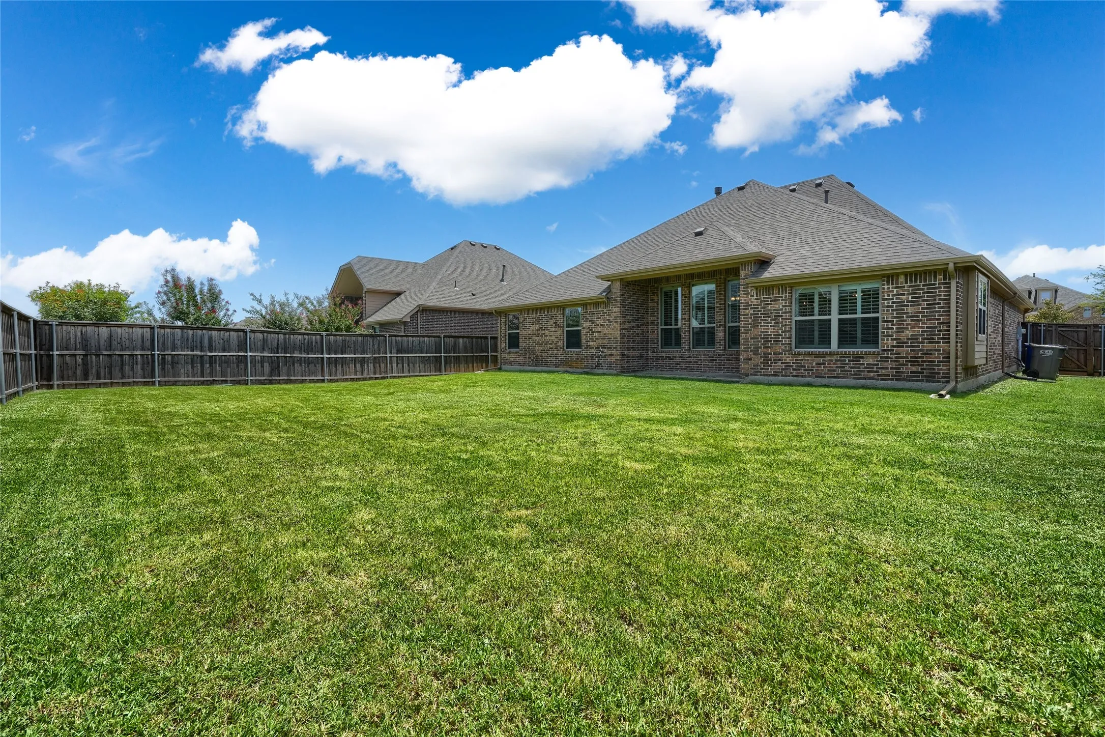 Single Family Residence For Sale in Rockwall County , 1733 Amalfi Drive, Mclendon Chisholm, Texas 75032, 4 Bedroom, 2 Bathroom, 2 Garage spaces, 2,066 Sqft, built in 2018, mls#21317728, Real Estate Agent in Mclendon Chisholm, Homes For Sale in Rockwall county, Homes For Sale in Mclendon Chisholm, Realtor in Mclendon Chisholm Texas, Real Estate Brokerage Independent Realty Texas, Luminita Cordes Realtor
