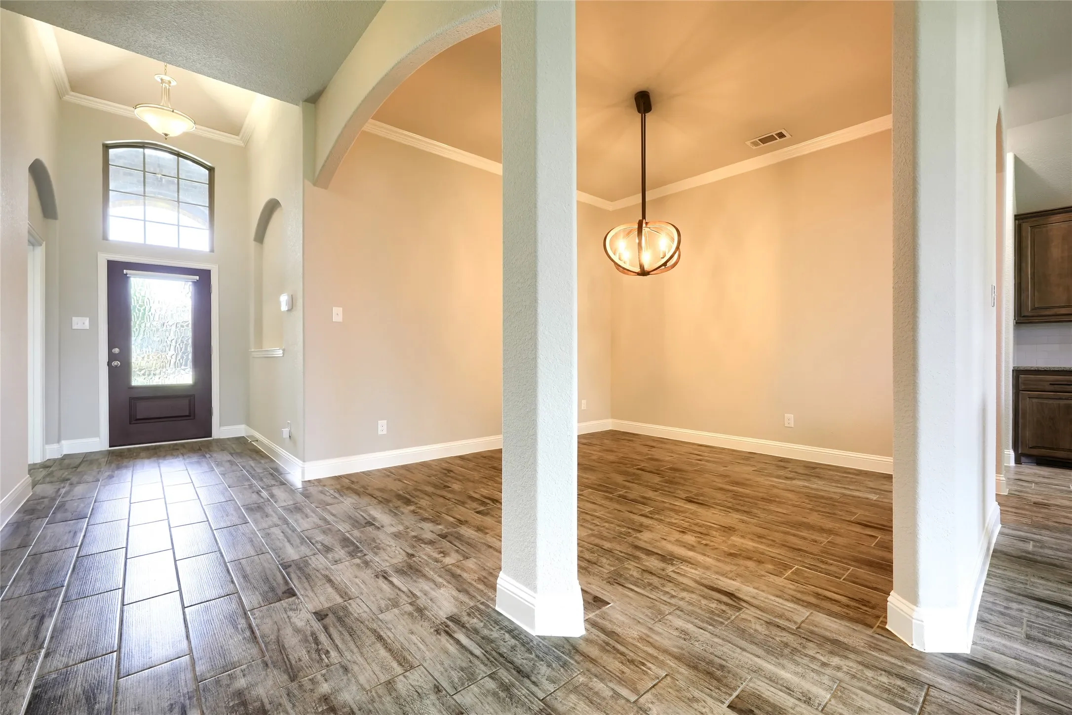 Single Family Residence For Sale in Rockwall County , 1733 Amalfi Drive, Mclendon Chisholm, Texas 75032, 4 Bedroom, 2 Bathroom, 2 Garage spaces, 2,066 Sqft, built in 2018, mls#21317728, Real Estate Agent in Mclendon Chisholm, Homes For Sale in Rockwall county, Homes For Sale in Mclendon Chisholm, Realtor in Mclendon Chisholm Texas, Real Estate Brokerage Independent Realty Texas, Luminita Cordes Realtor