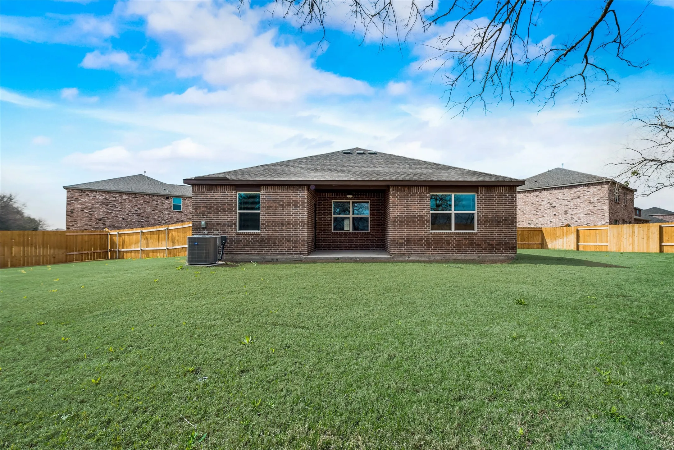 Single Family Residence For Rent in Collin County , 800 Jackel Drive, Anna, Texas 75409, 4 Bedroom, 2 Bathroom, 2 Garage spaces, 2,025 Sqft, built in 2023, mls#21317865, Real Estate Agent in Anna, Homes For Rent in Collin county, Homes For Rent in Anna, Realtor in Anna Texas, Real Estate Brokerage Independent Realty Texas, Luminita Cordes Realtor