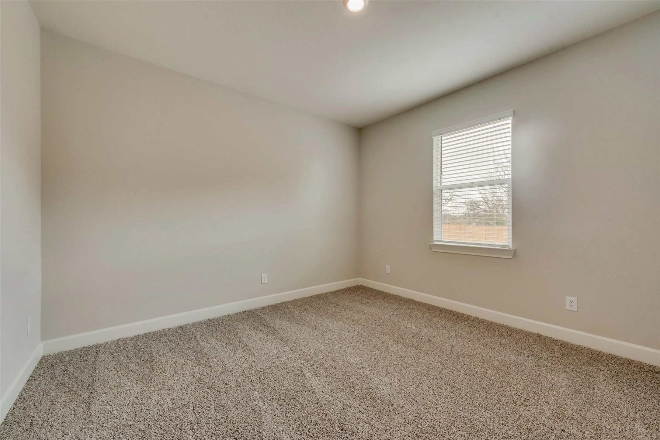 Single Family Residence For Rent in Collin County , 800 Jackel Drive, Anna, Texas 75409, 4 Bedroom, 2 Bathroom, 2 Garage spaces, 2,025 Sqft, built in 2023, mls#21317865, Real Estate Agent in Anna, Homes For Rent in Collin county, Homes For Rent in Anna, Realtor in Anna Texas, Real Estate Brokerage Independent Realty Texas, Luminita Cordes Realtor