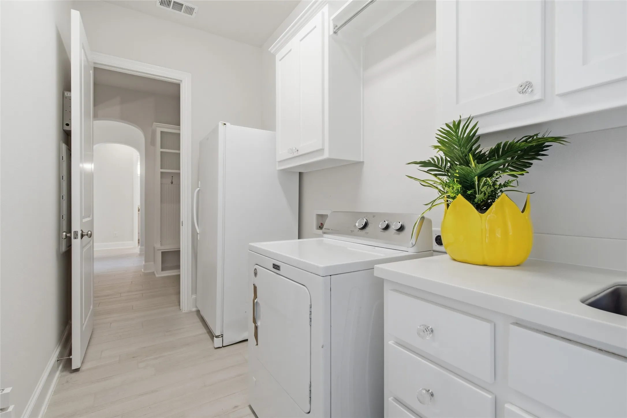 Offers Sink, Gas Or Electric Hook-Ups and Space For A Freezer.
