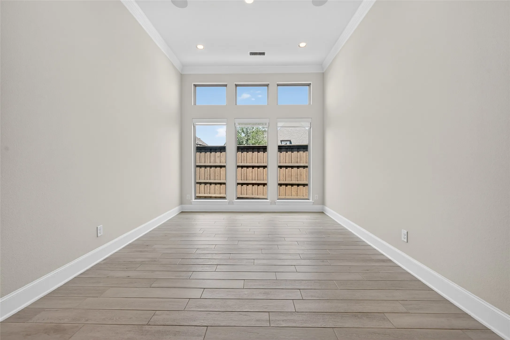 Formal Dining Area Provides A Sophisticated Space To Dine With The Finest.