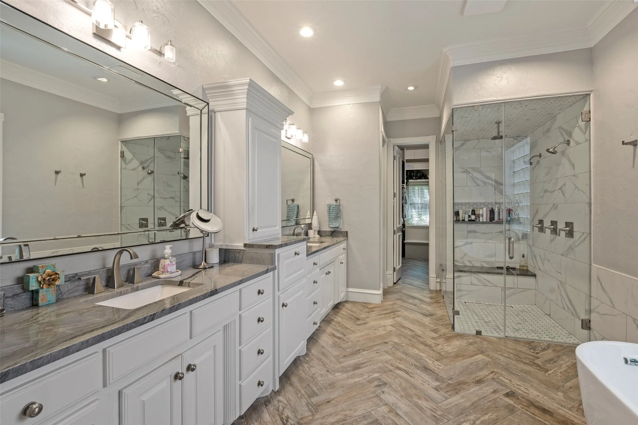 Single Family Residence For Sale in Dallas County , 726 Armstrong Boulevard, Coppell, Texas 75019, 4 Bedroom, 4 Bathroom, 3 Garage spaces, 4,117 Sqft, built in 1998, mls#21315487, Real Estate Agent in Coppell, Homes For Sale in Dallas county, Homes For Sale in Coppell, Realtor in Coppell Texas, Real Estate Brokerage Independent Realty Texas, Luminita Cordes Realtor