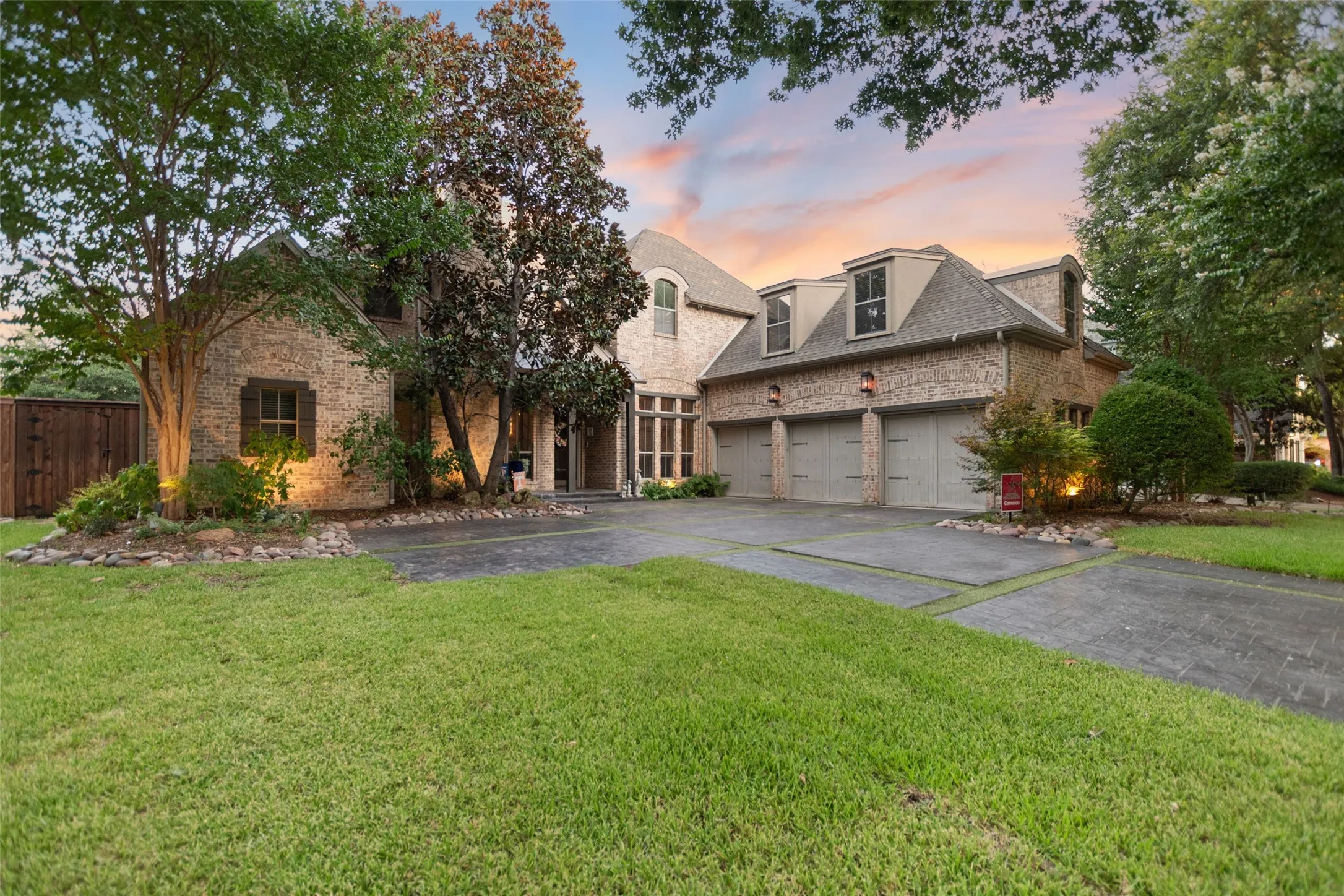 Single Family Residence For Sale in Dallas County , 726 Armstrong Boulevard, Coppell, Texas 75019, 4 Bedroom, 4 Bathroom, 3 Garage spaces, 4,117 Sqft, built in 1998, mls#21315487, Real Estate Agent in Coppell, Homes For Sale in Dallas county, Homes For Sale in Coppell, Realtor in Coppell Texas, Real Estate Brokerage Independent Realty Texas, Luminita Cordes Realtor