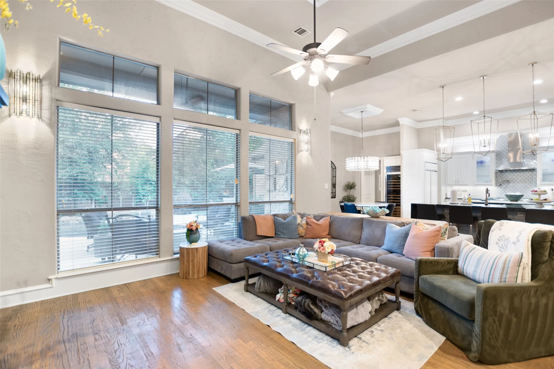 Single Family Residence For Sale in Dallas County , 726 Armstrong Boulevard, Coppell, Texas 75019, 4 Bedroom, 4 Bathroom, 3 Garage spaces, 4,117 Sqft, built in 1998, mls#21315487, Real Estate Agent in Coppell, Homes For Sale in Dallas county, Homes For Sale in Coppell, Realtor in Coppell Texas, Real Estate Brokerage Independent Realty Texas, Luminita Cordes Realtor