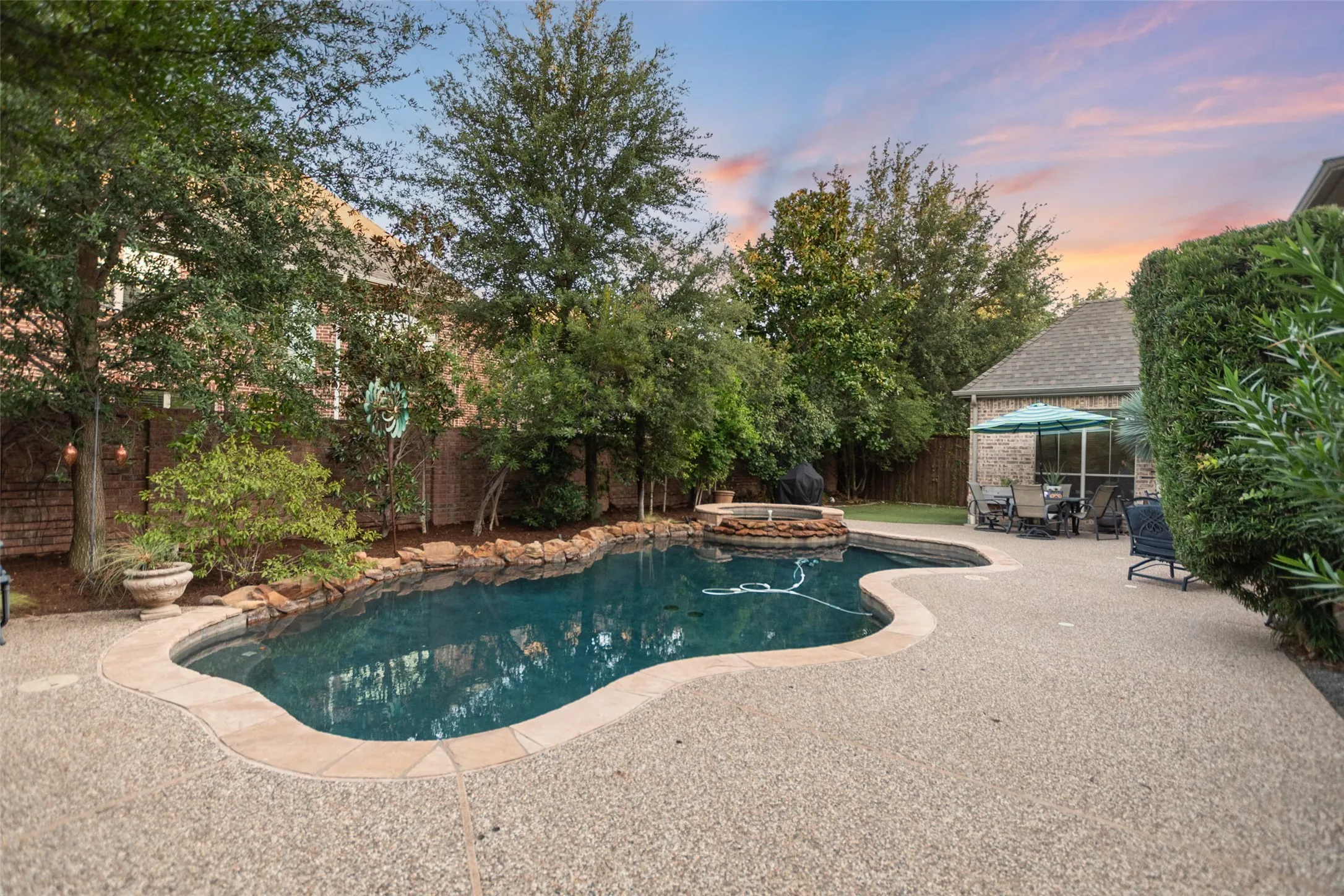 Single Family Residence For Sale in Dallas County , 726 Armstrong Boulevard, Coppell, Texas 75019, 4 Bedroom, 4 Bathroom, 3 Garage spaces, 4,117 Sqft, built in 1998, mls#21315487, Real Estate Agent in Coppell, Homes For Sale in Dallas county, Homes For Sale in Coppell, Realtor in Coppell Texas, Real Estate Brokerage Independent Realty Texas, Luminita Cordes Realtor