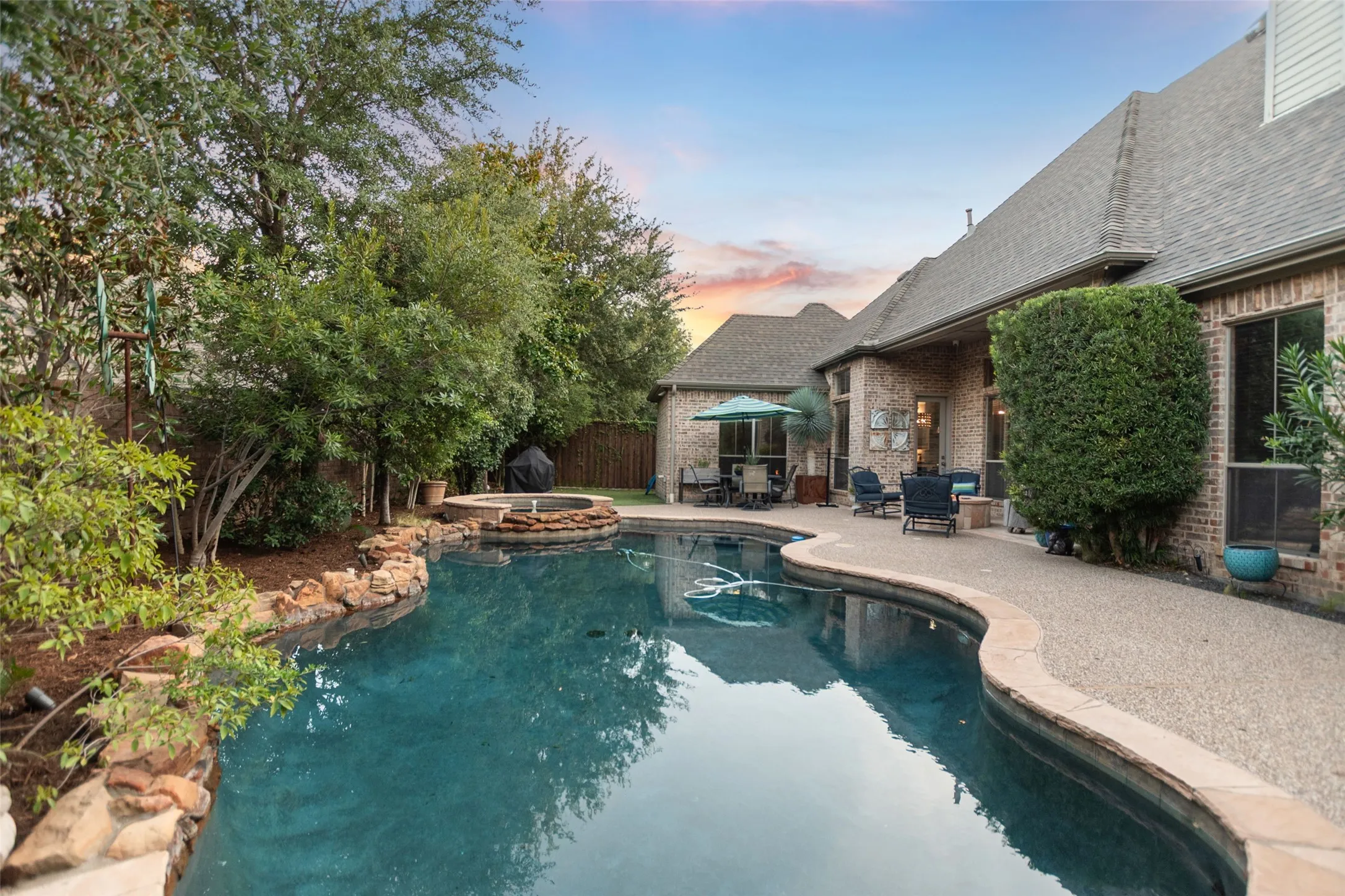 Single Family Residence For Sale in Dallas County , 726 Armstrong Boulevard, Coppell, Texas 75019, 4 Bedroom, 4 Bathroom, 3 Garage spaces, 4,117 Sqft, built in 1998, mls#21315487, Real Estate Agent in Coppell, Homes For Sale in Dallas county, Homes For Sale in Coppell, Realtor in Coppell Texas, Real Estate Brokerage Independent Realty Texas, Luminita Cordes Realtor
