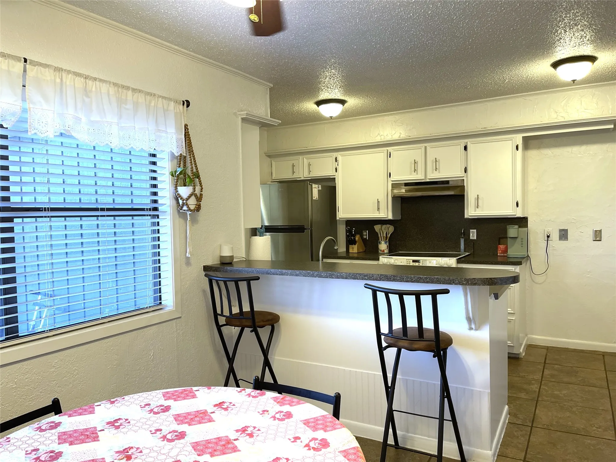 Single Family Residence For Sale in Freestone County , 3 Circle Drive, Teague, Texas 75860, 4 Bedrooms, 2 Bathrooms, 2 Garage spaces, 1,970 Sqft, built in 1974, Price $235,000, mls#21317933, Real Estate Agent in Teague, Homes For Sale in Freestone county, Homes For Sale in Teague, Realtor in Teague Texas, Real Estate Brokerage Independent Realty Texas, Luminita Cordes Realtor