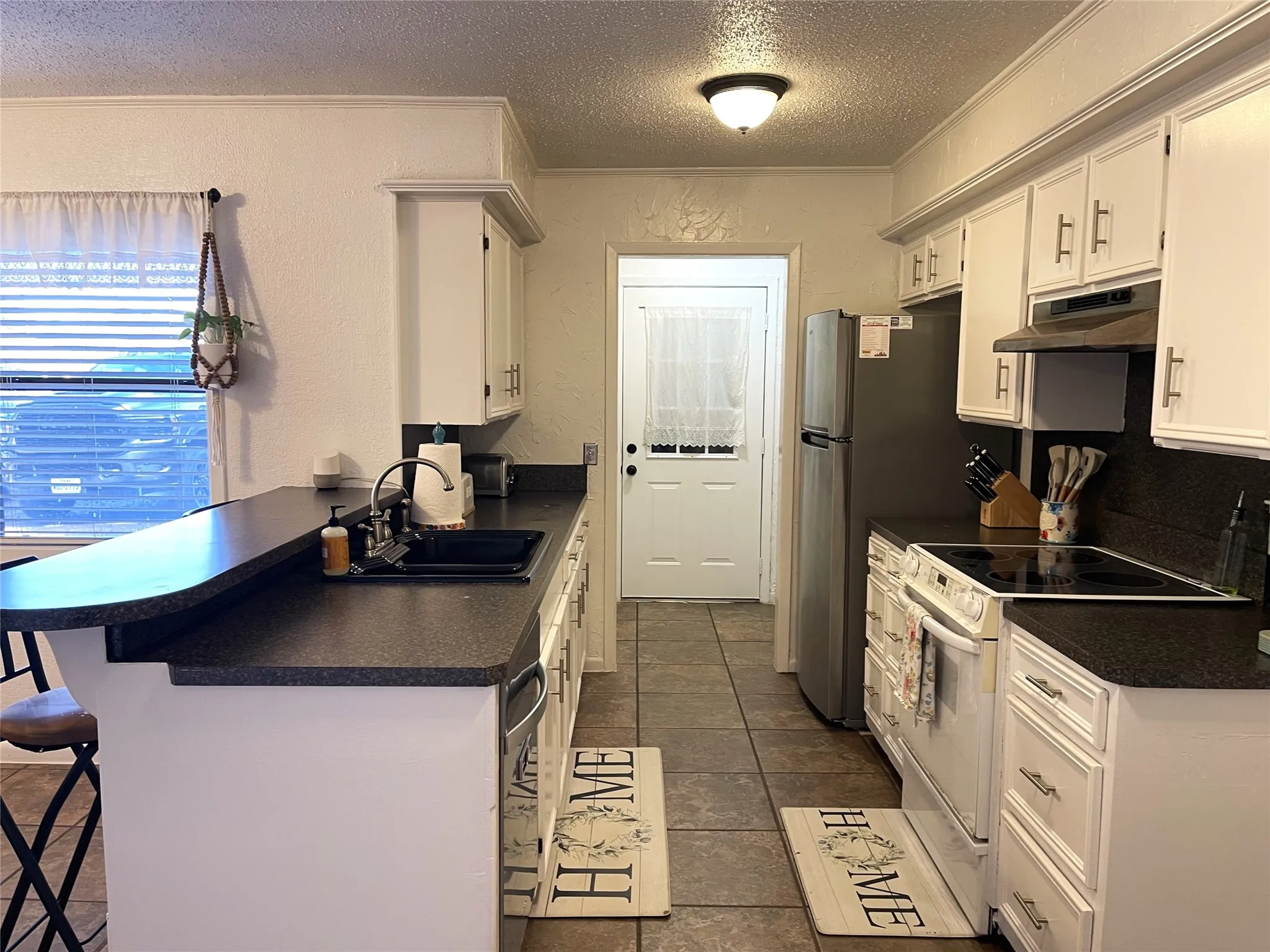 Single Family Residence For Sale in Freestone County , 3 Circle Drive, Teague, Texas 75860, 4 Bedrooms, 2 Bathrooms, 2 Garage spaces, 1,970 Sqft, built in 1974, Price $235,000, mls#21317933, Real Estate Agent in Teague, Homes For Sale in Freestone county, Homes For Sale in Teague, Realtor in Teague Texas, Real Estate Brokerage Independent Realty Texas, Luminita Cordes Realtor