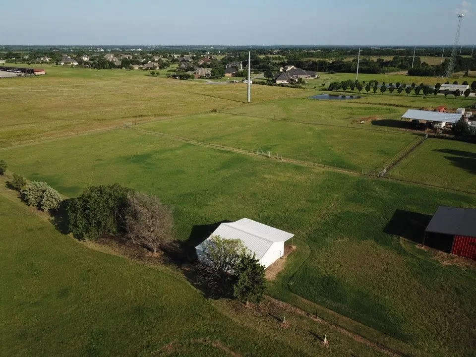An additional 2.5 +/- adjoining acres are available for separate consideration, creating the opportunity to assemble a larger contiguous tract.