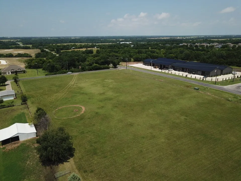 Unimproved Land For Sale in Grayson County , 00 Fm 121, Van Alstyne, Texas 75495, 0, 0, Garage spaces, 0 Sqft, built in 0, mls#21312823, Real Estate Agent in Van Alstyne, Homes For Sale in Grayson county, Homes For Sale in Van Alstyne, Realtor in Van Alstyne Texas, Real Estate Brokerage Independent Realty Texas, Luminita Cordes Realtor