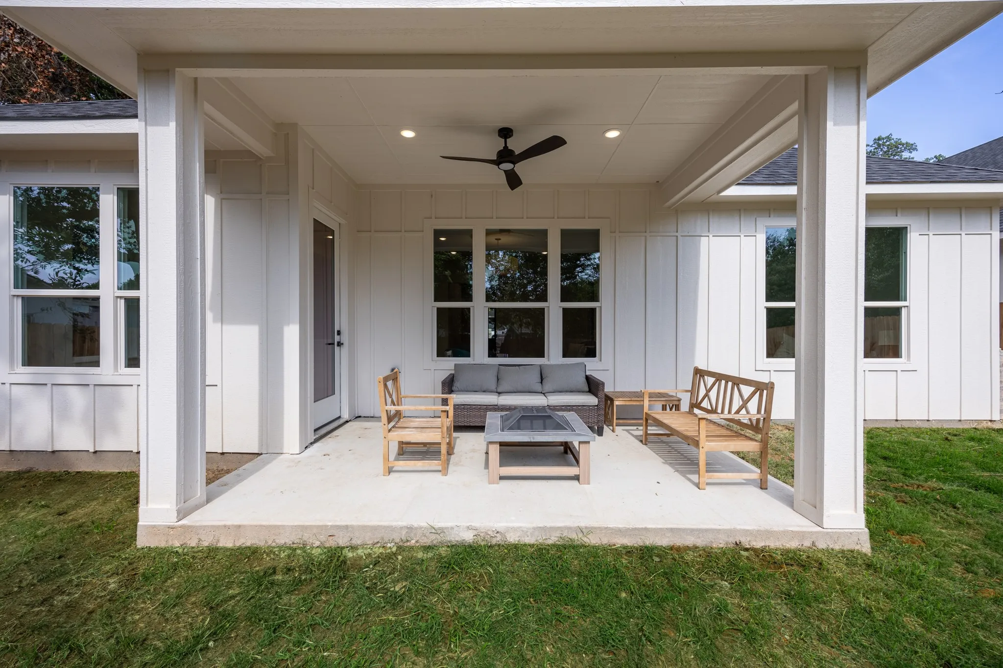 Single Family Residence For Sale in Tarrant County , 2902 Hiawatha Trail, Lake Worth, Texas 76135, 4 Bedroom, 3 Bathroom, 2 Garage spaces, 2,007 Sqft, built in 2026, mls#21316669, Real Estate Agent in Lake Worth, Homes For Sale in Tarrant county, Homes For Sale in Lake Worth, Realtor in Lake Worth Texas, Real Estate Brokerage Independent Realty Texas, Luminita Cordes Realtor