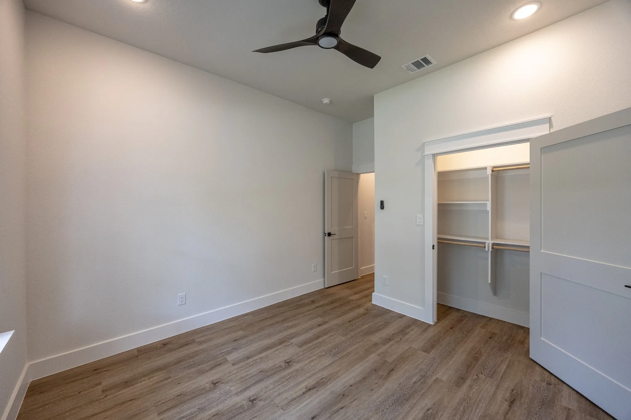 Single Family Residence For Sale in Tarrant County , 2902 Hiawatha Trail, Lake Worth, Texas 76135, 4 Bedroom, 3 Bathroom, 2 Garage spaces, 2,007 Sqft, built in 2026, mls#21316669, Real Estate Agent in Lake Worth, Homes For Sale in Tarrant county, Homes For Sale in Lake Worth, Realtor in Lake Worth Texas, Real Estate Brokerage Independent Realty Texas, Luminita Cordes Realtor