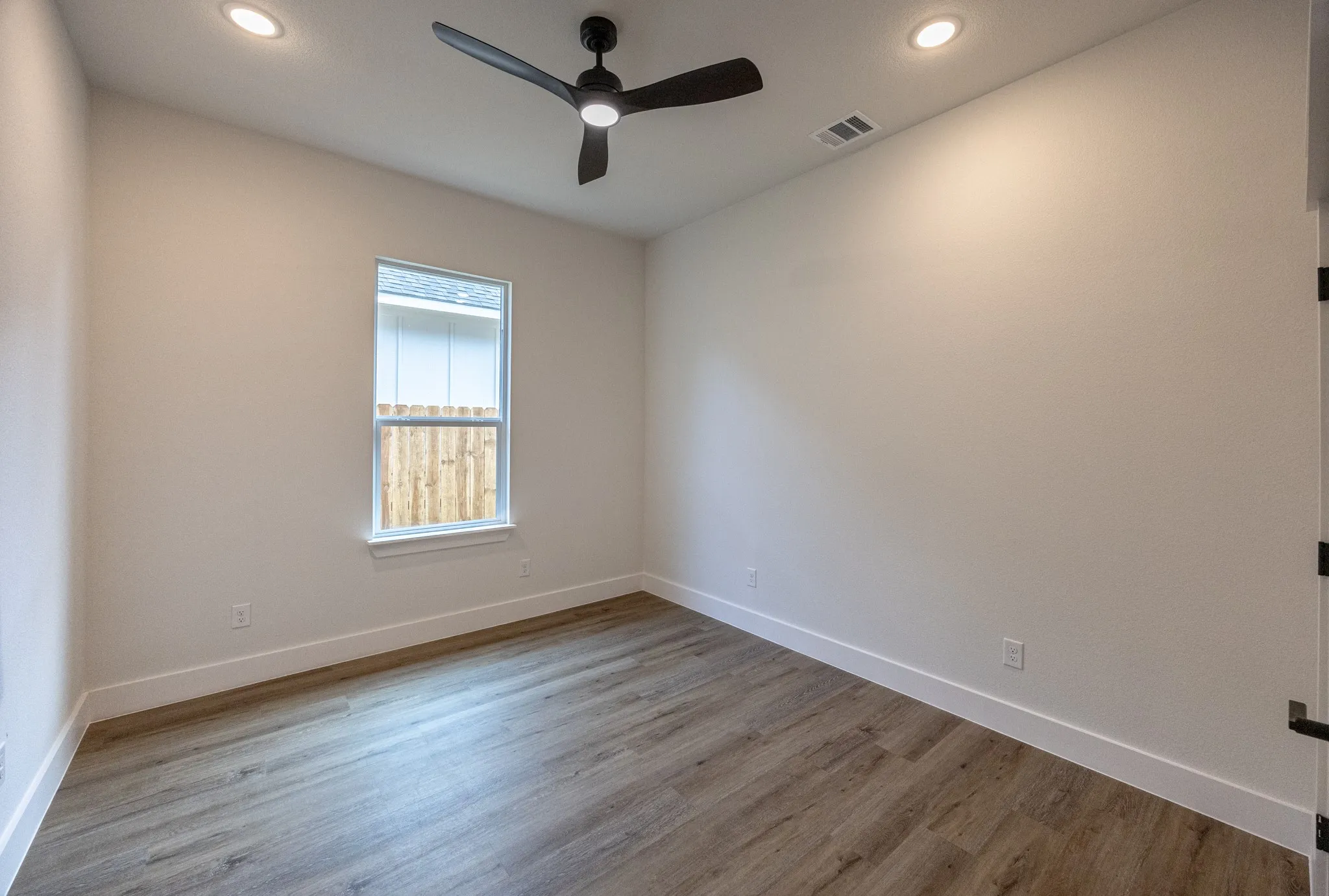 Single Family Residence For Sale in Tarrant County , 2902 Hiawatha Trail, Lake Worth, Texas 76135, 4 Bedroom, 3 Bathroom, 2 Garage spaces, 2,007 Sqft, built in 2026, mls#21316669, Real Estate Agent in Lake Worth, Homes For Sale in Tarrant county, Homes For Sale in Lake Worth, Realtor in Lake Worth Texas, Real Estate Brokerage Independent Realty Texas, Luminita Cordes Realtor