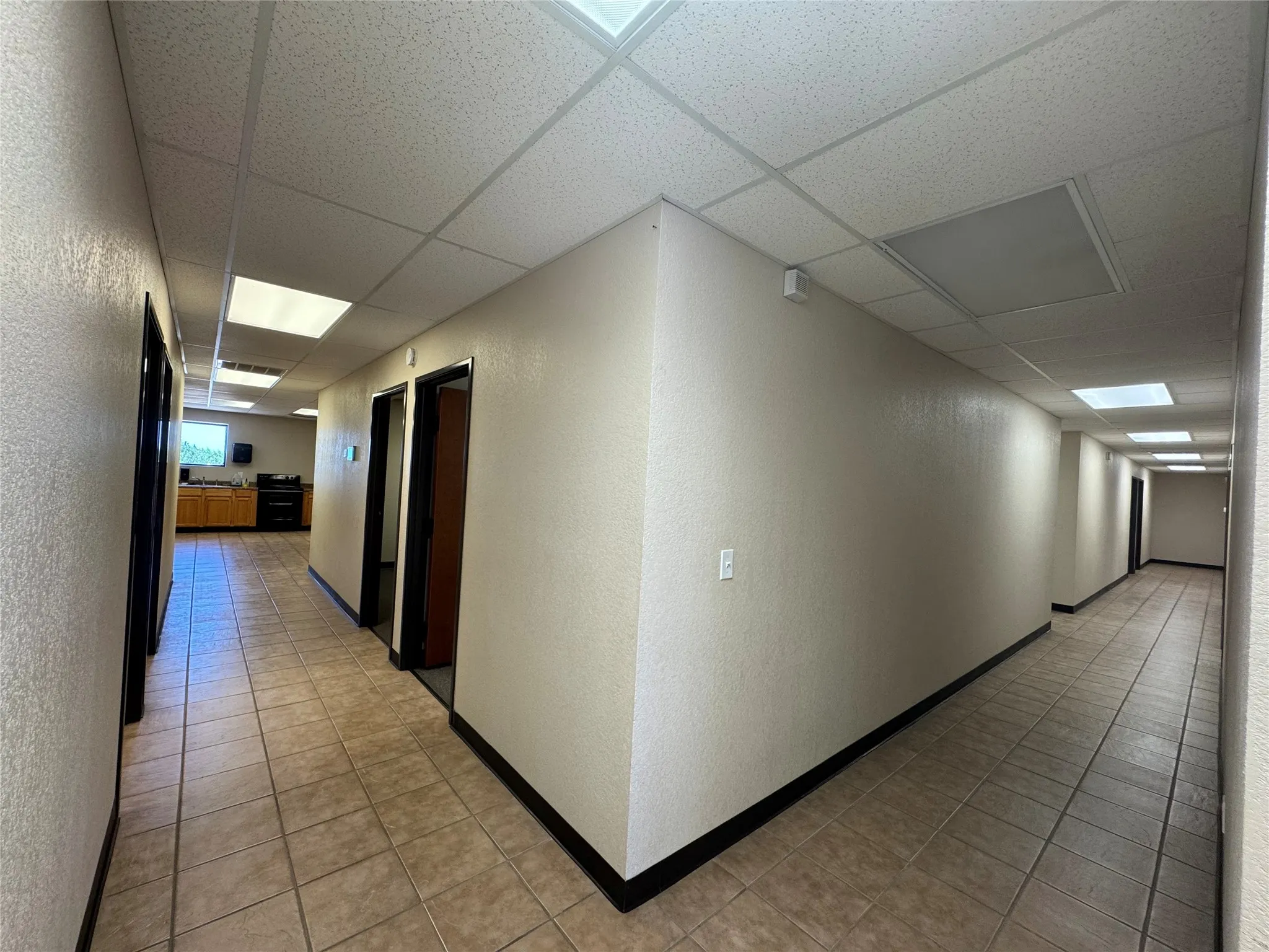 Office For Rent in Hood County , 211 M & M Ranch Road 102-104, Granbury, Texas 76049, 0, 0, Garage spaces, 0 Sqft, built in 2007, Price $3,000, mls#21317947, Real Estate Agent in Granbury, Homes For Rent in Hood county, Homes For Rent in Granbury, Realtor in Granbury Texas, Real Estate Brokerage Independent Realty Texas, Luminita Cordes Realtor