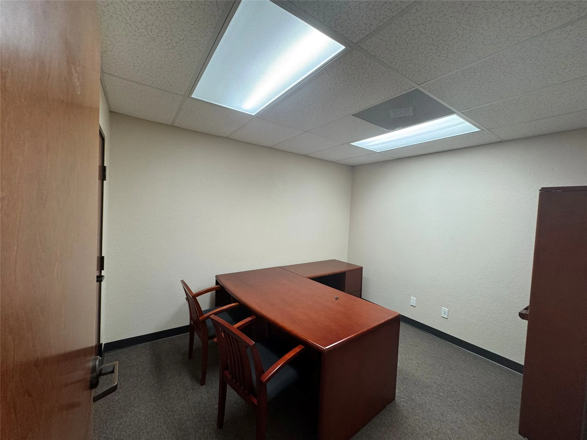 Office For Rent in Hood County , 211 M & M Ranch Road 102-104, Granbury, Texas 76049, 0, 0, Garage spaces, 0 Sqft, built in 2007, Price $3,000, mls#21317947, Real Estate Agent in Granbury, Homes For Rent in Hood county, Homes For Rent in Granbury, Realtor in Granbury Texas, Real Estate Brokerage Independent Realty Texas, Luminita Cordes Realtor