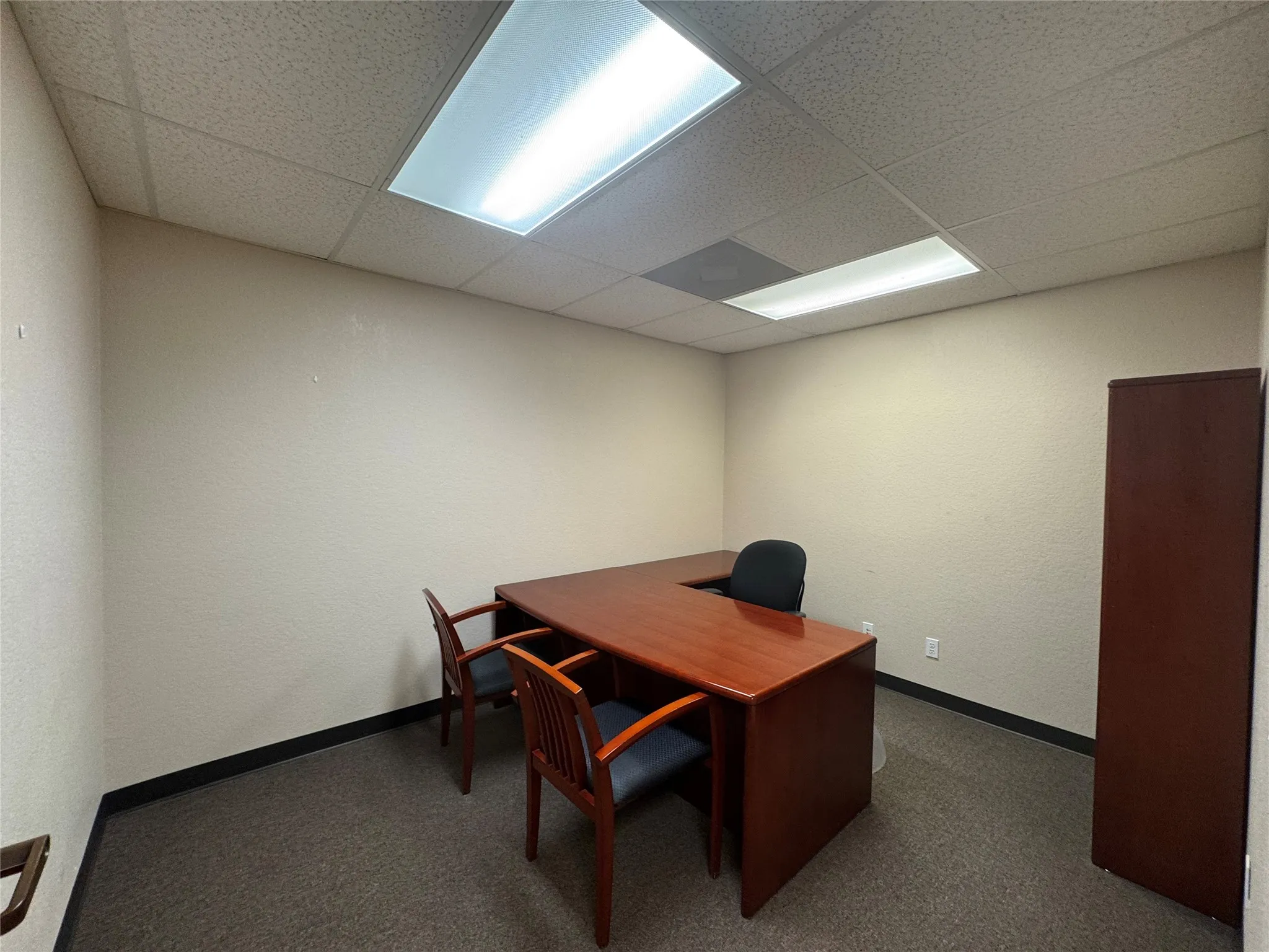 Office For Rent in Hood County , 211 M & M Ranch Road 102-104, Granbury, Texas 76049, 0, 0, Garage spaces, 0 Sqft, built in 2007, Price $3,000, mls#21317947, Real Estate Agent in Granbury, Homes For Rent in Hood county, Homes For Rent in Granbury, Realtor in Granbury Texas, Real Estate Brokerage Independent Realty Texas, Luminita Cordes Realtor