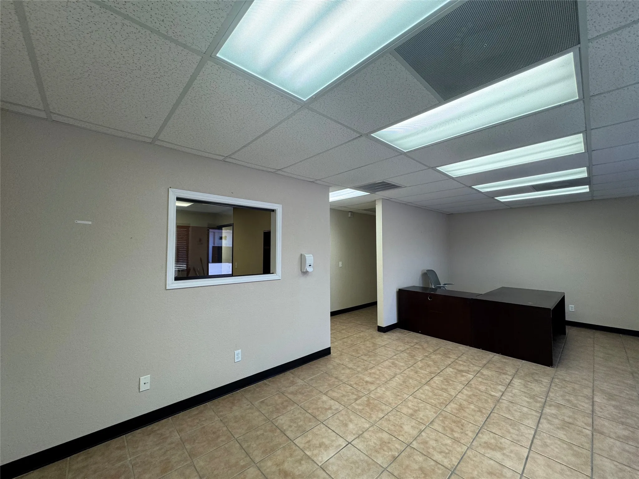 Office For Rent in Hood County , 211 M & M Ranch Road 102-104, Granbury, Texas 76049, 0, 0, Garage spaces, 0 Sqft, built in 2007, Price $3,000, mls#21317947, Real Estate Agent in Granbury, Homes For Rent in Hood county, Homes For Rent in Granbury, Realtor in Granbury Texas, Real Estate Brokerage Independent Realty Texas, Luminita Cordes Realtor