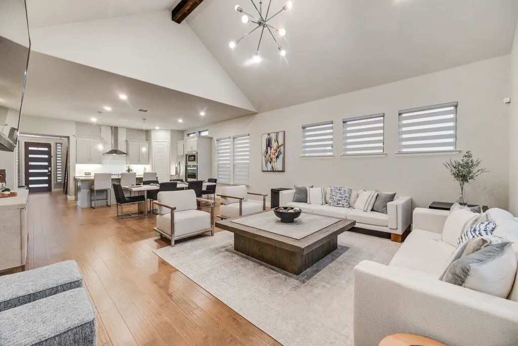 Single Family Residence For Sale in Collin County , 15867 Terenwood Street, Frisco, Texas 75035, 4 Bedroom, 4 Bathroom, 2 Garage spaces, 3,385 Sqft, built in 2021, mls#21317691, Real Estate Agent in Frisco, Homes For Sale in Collin county, Homes For Sale in Frisco, Realtor in Frisco Texas, Real Estate Brokerage Independent Realty Texas, Luminita Cordes Realtor